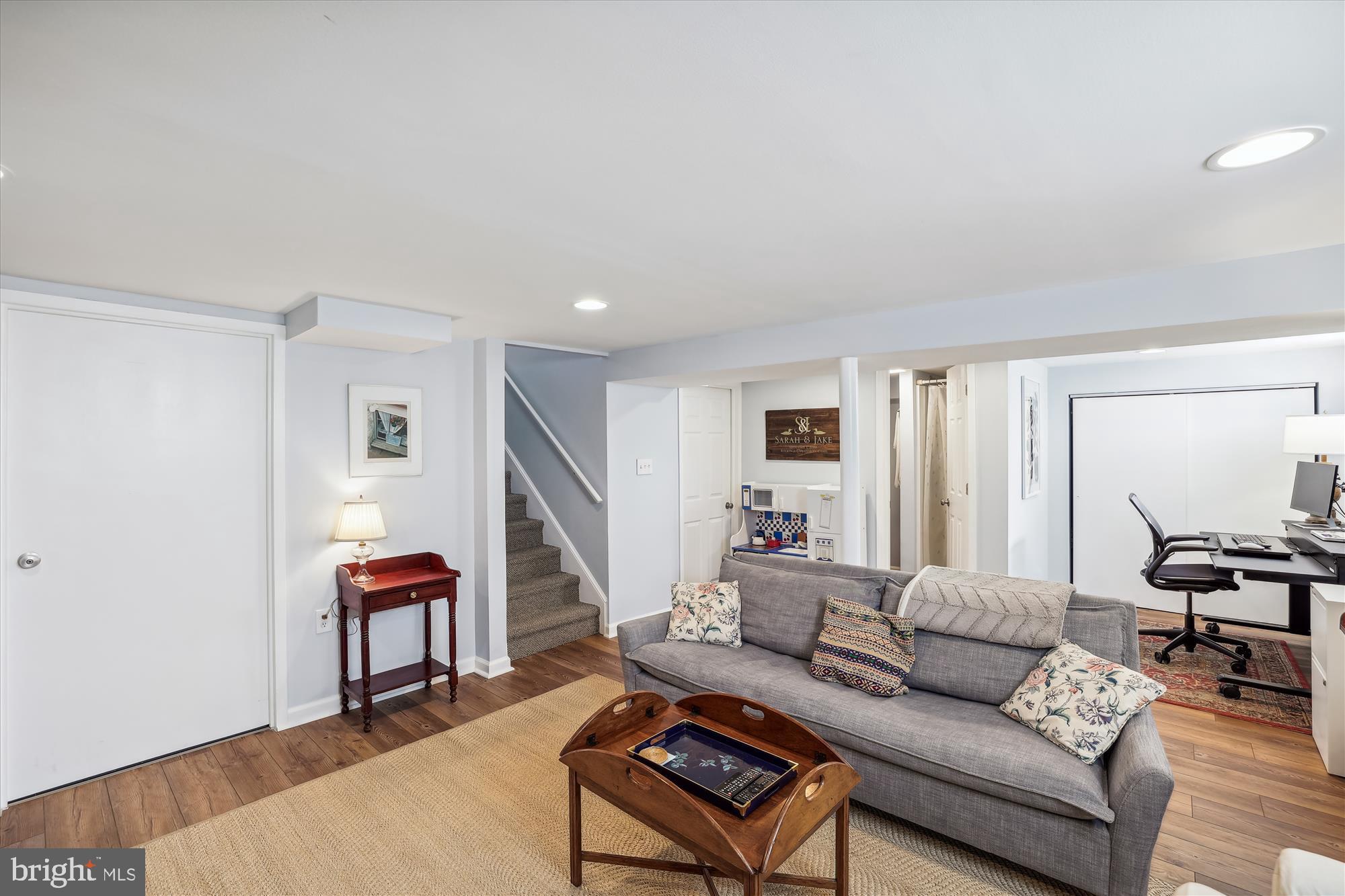 CAMERON HEIGHTS - Residential