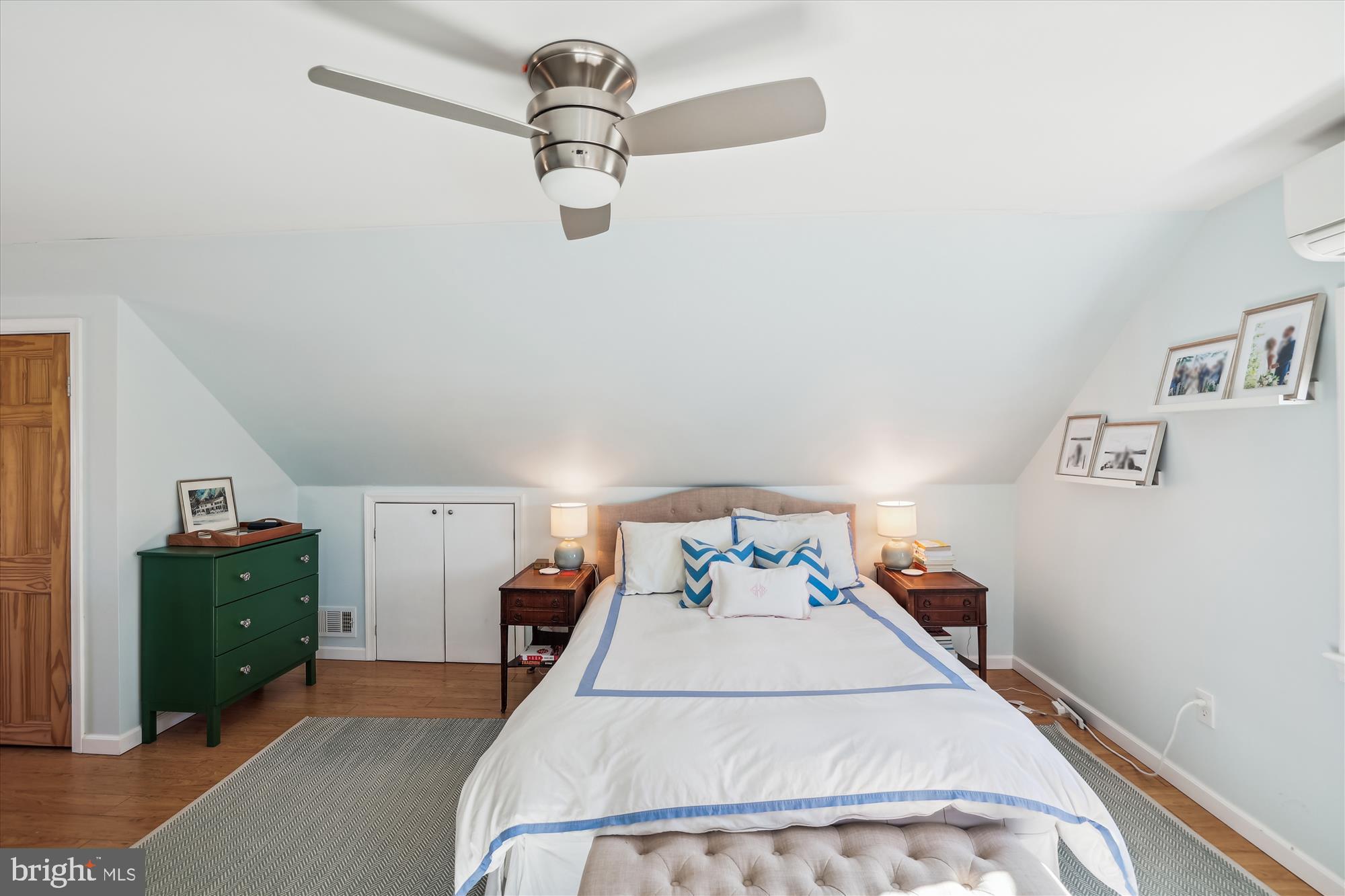 CAMERON HEIGHTS - Residential