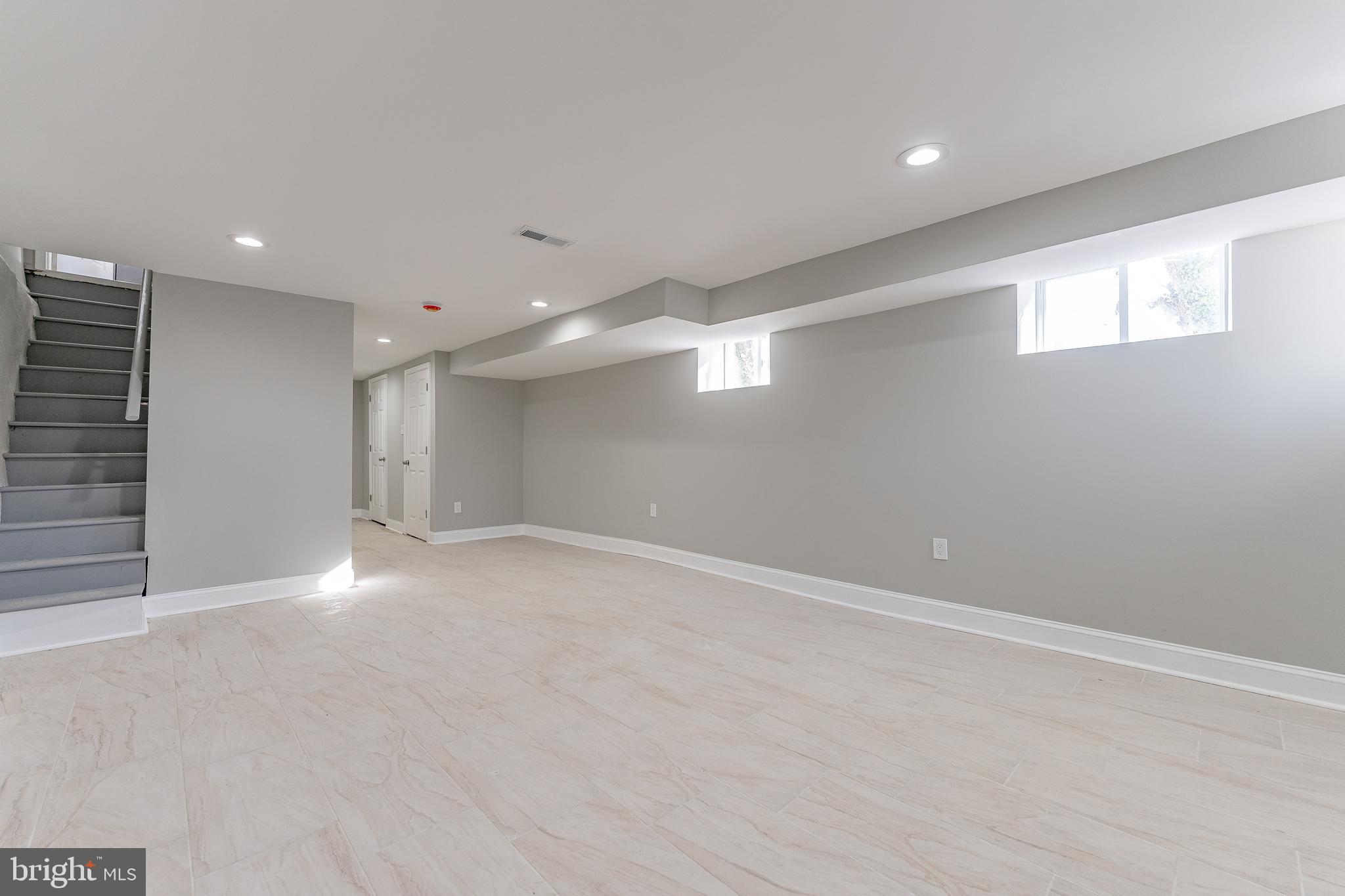 FAIRVIEW - Residential