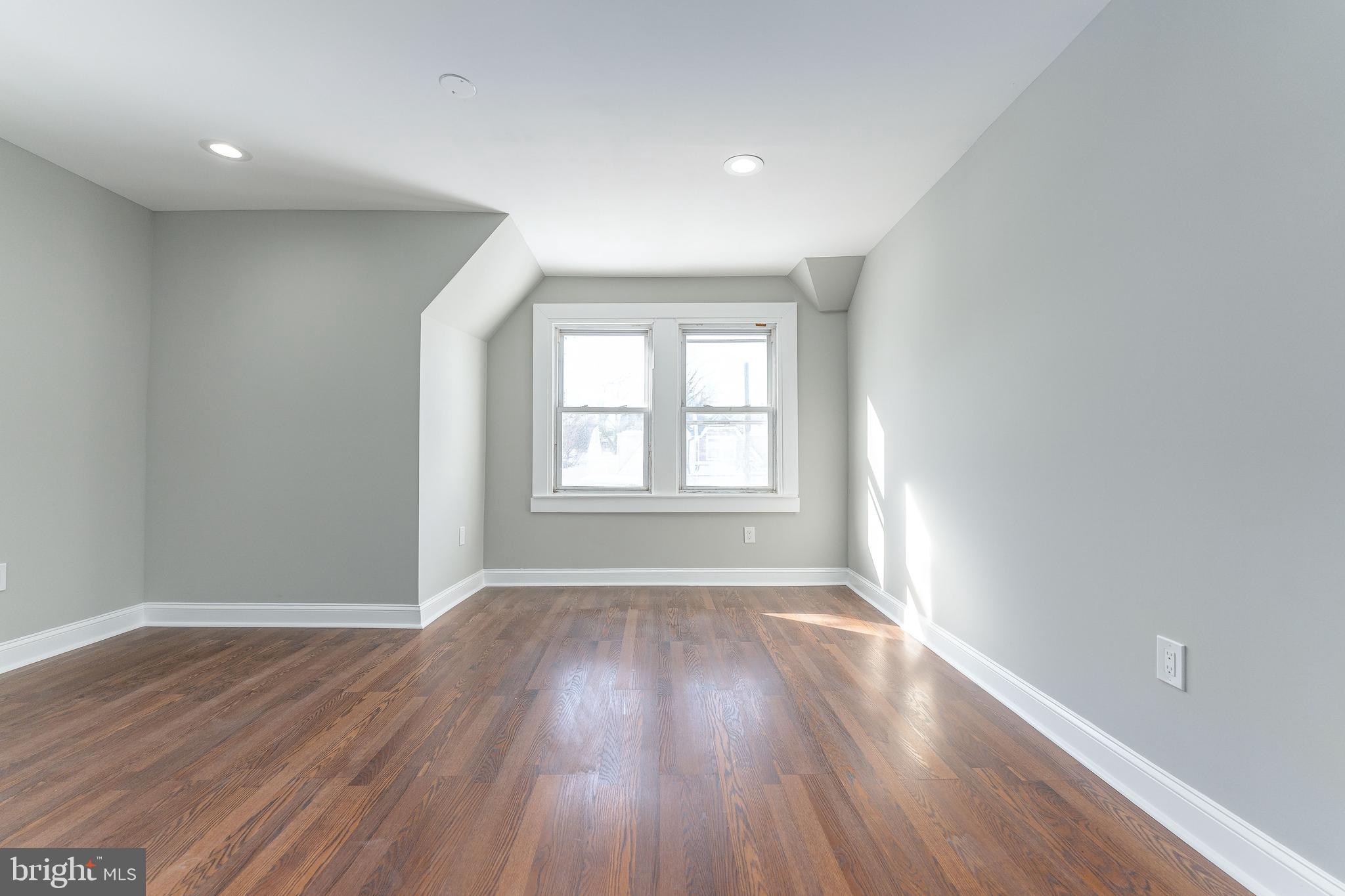 FAIRVIEW - Residential