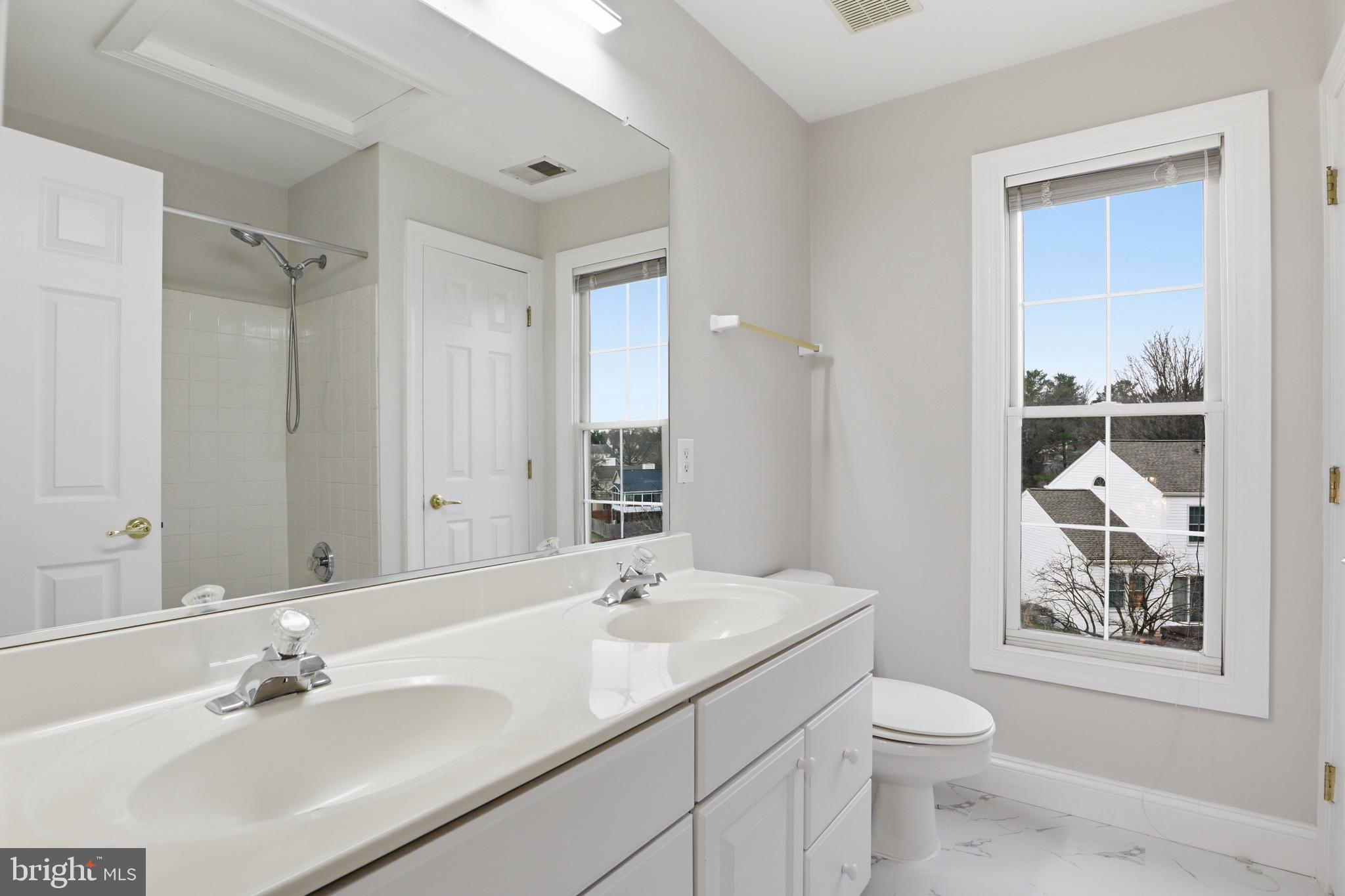 SENECA CROSSING - Residential