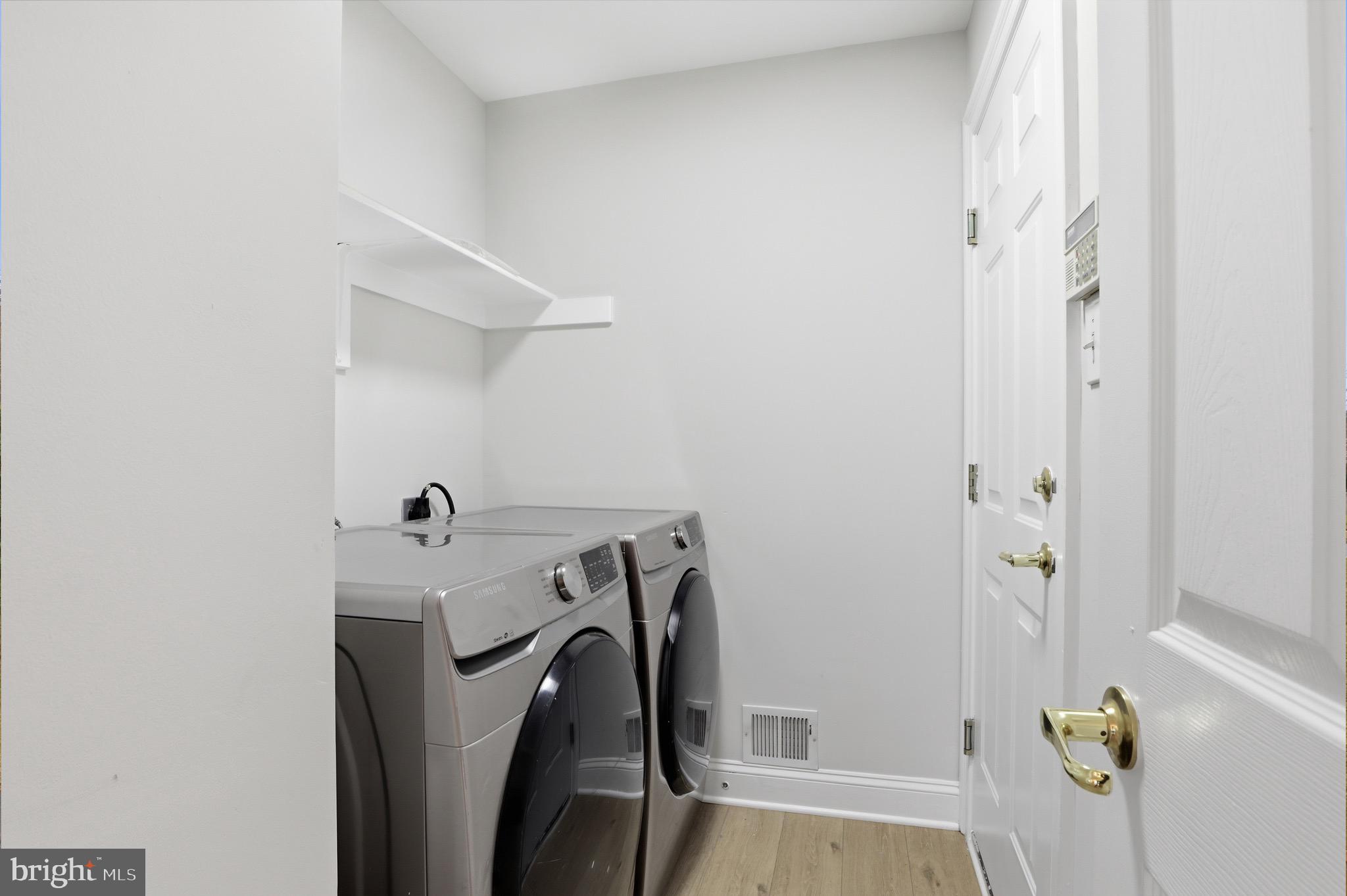 SENECA CROSSING - Residential