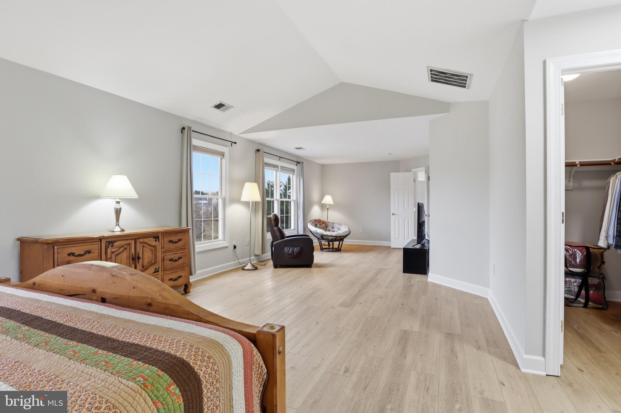 SENECA CROSSING - Residential