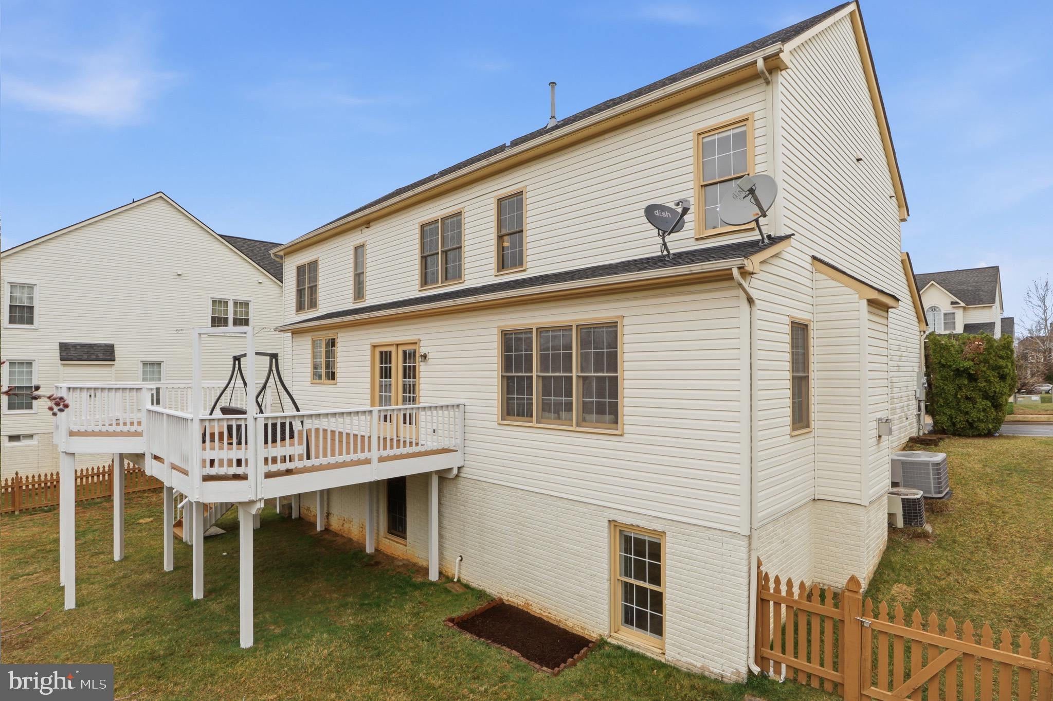 SENECA CROSSING - Residential