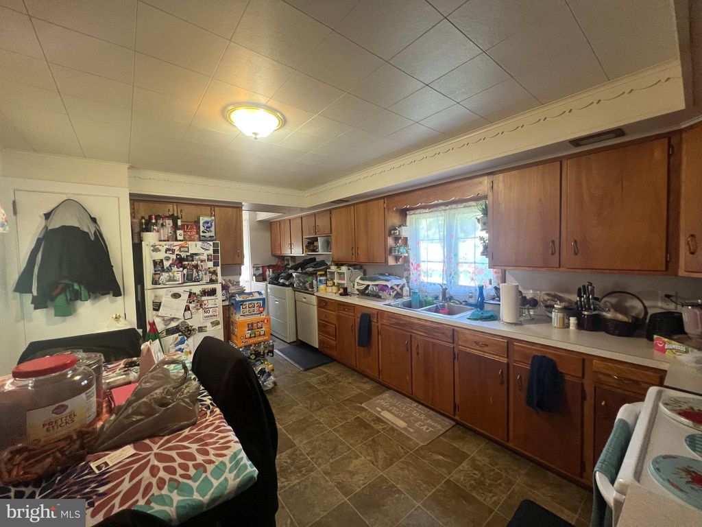 Photo of 684 Bean Hill Road, Lancaster, PA 17603 (MLS # PALA2040848)