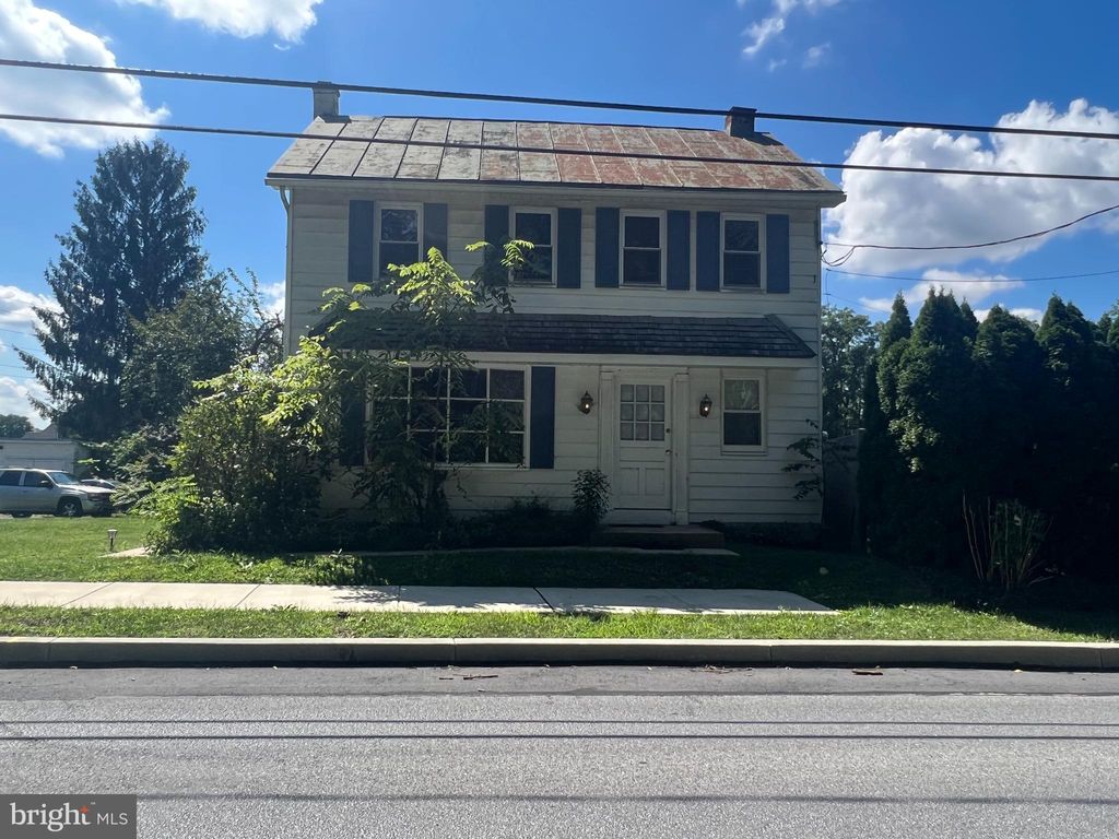 Photo of 684 Bean Hill Road, Lancaster, PA 17603 (MLS # PALA2040848)