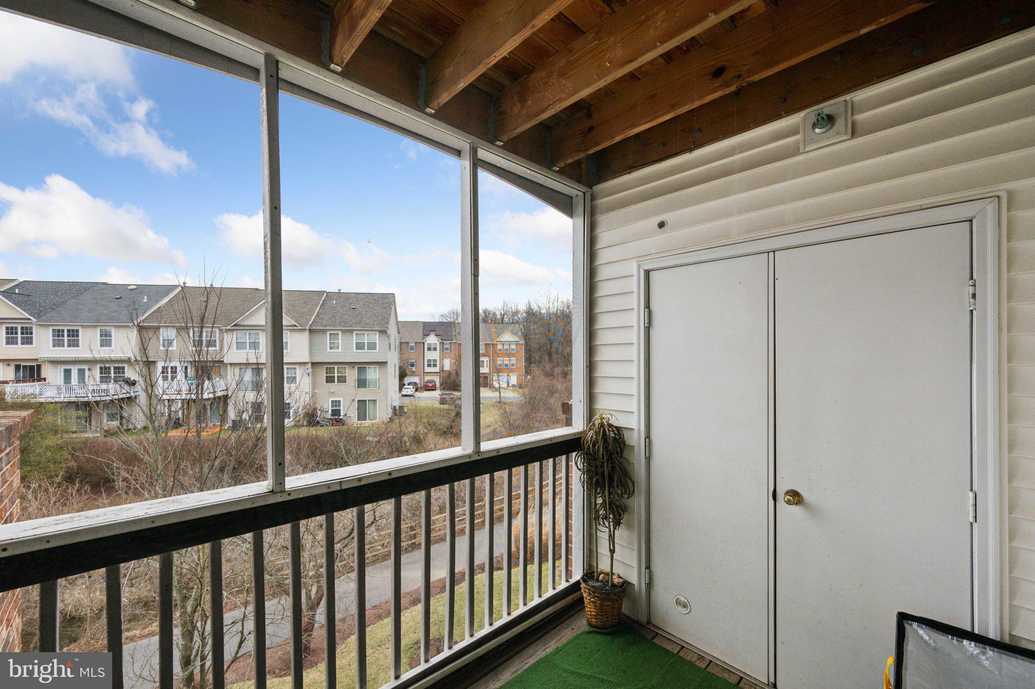 GREENBELT LAKE - Residential