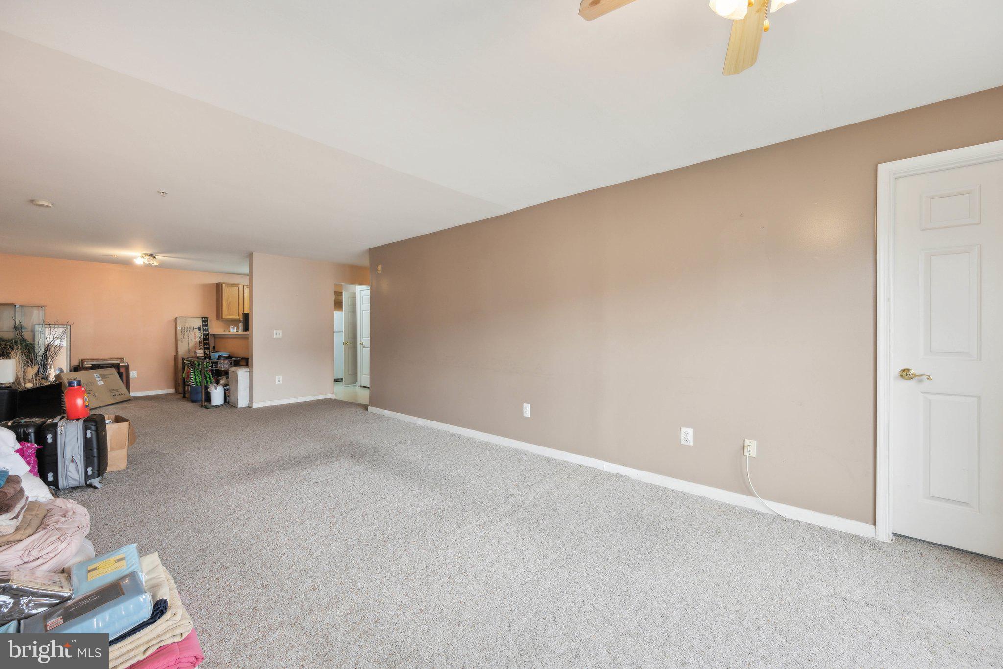 GREENBELT LAKE - Residential