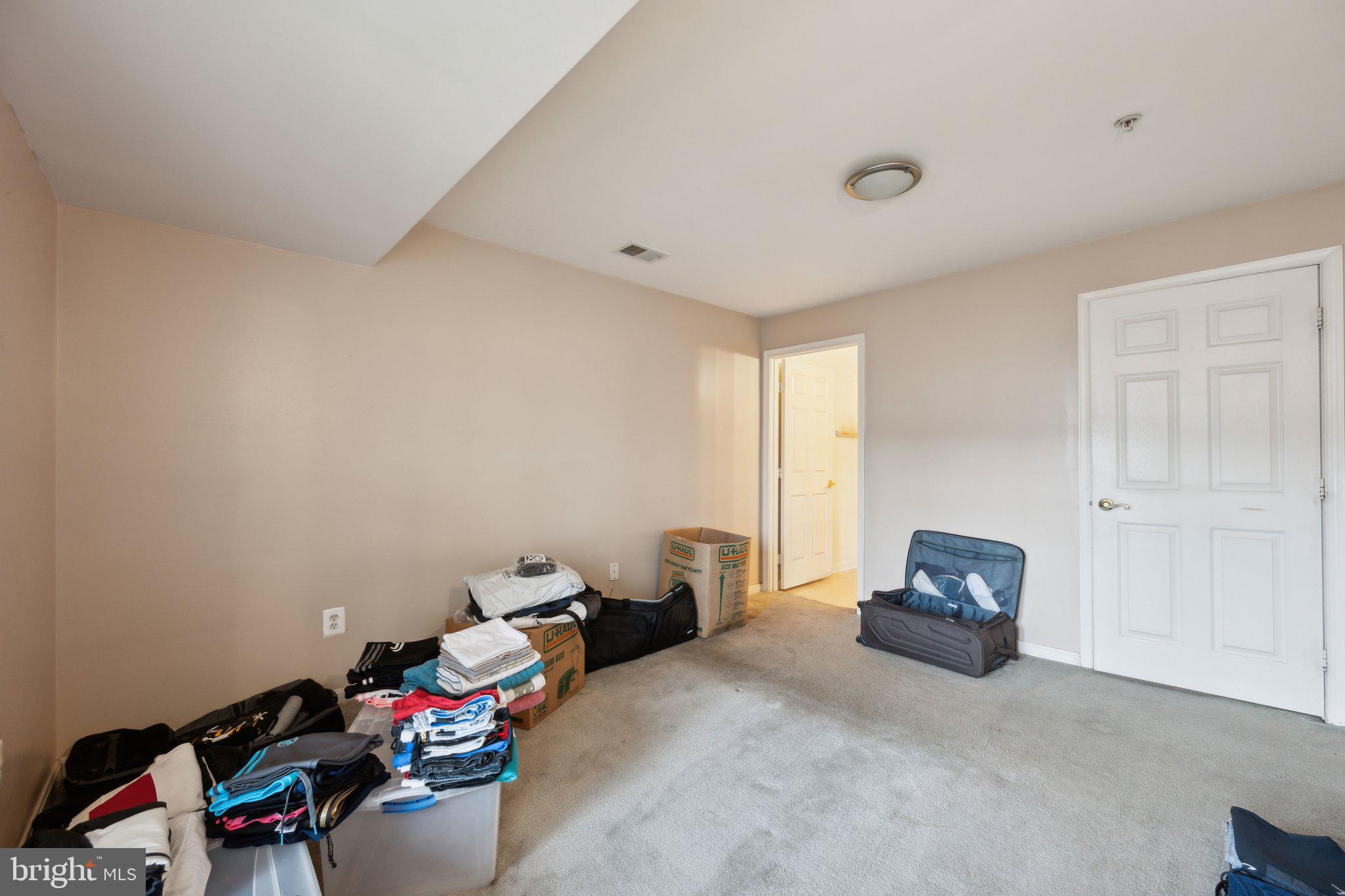 GREENBELT LAKE - Residential