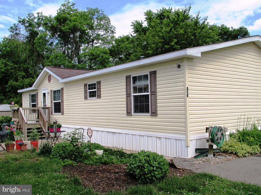 BOONES ESTATES - Residential