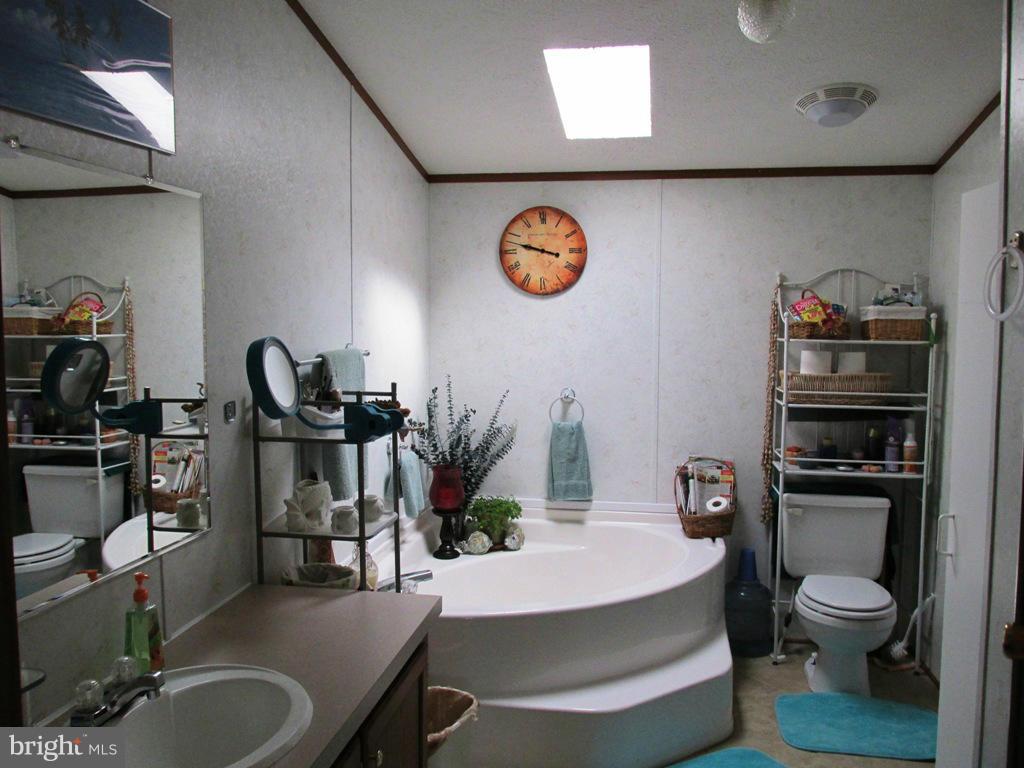 BOONES ESTATES - Residential