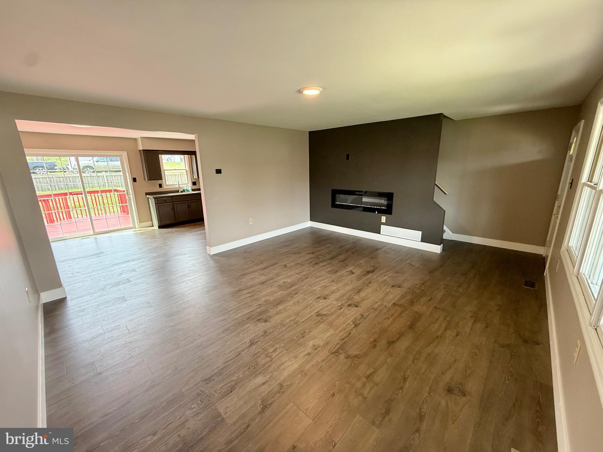 BLANDON MEADOWS - Residential