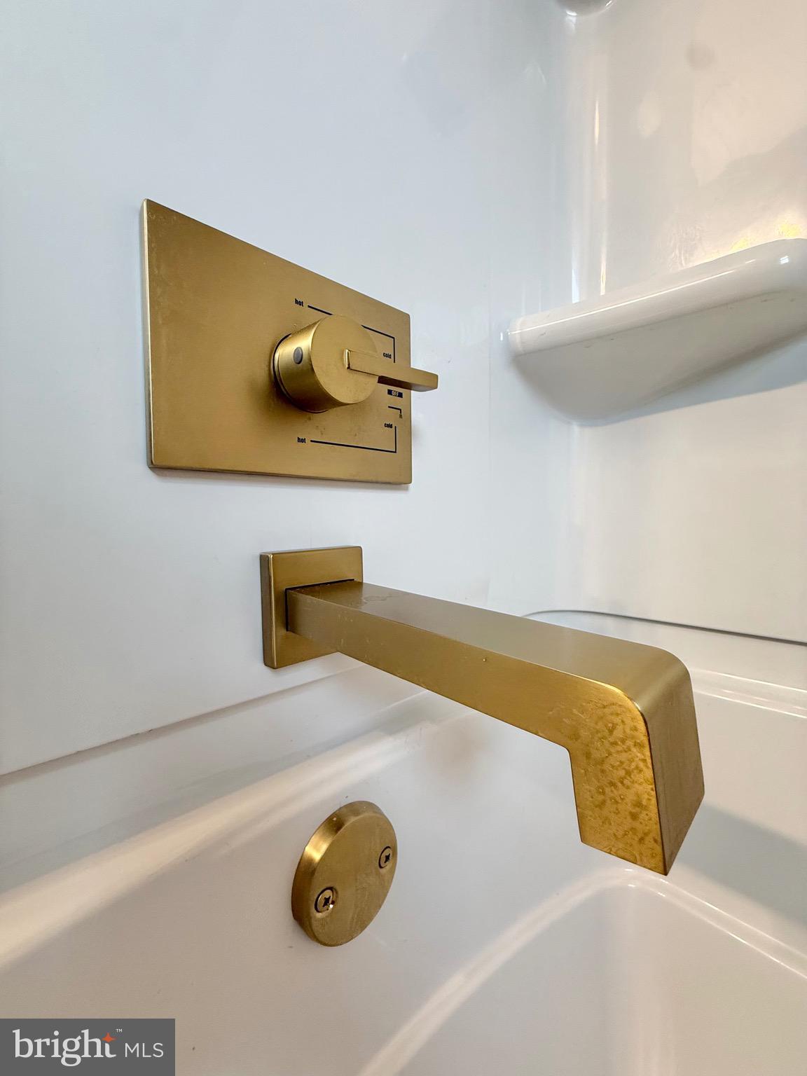 BLANDON MEADOWS - Residential