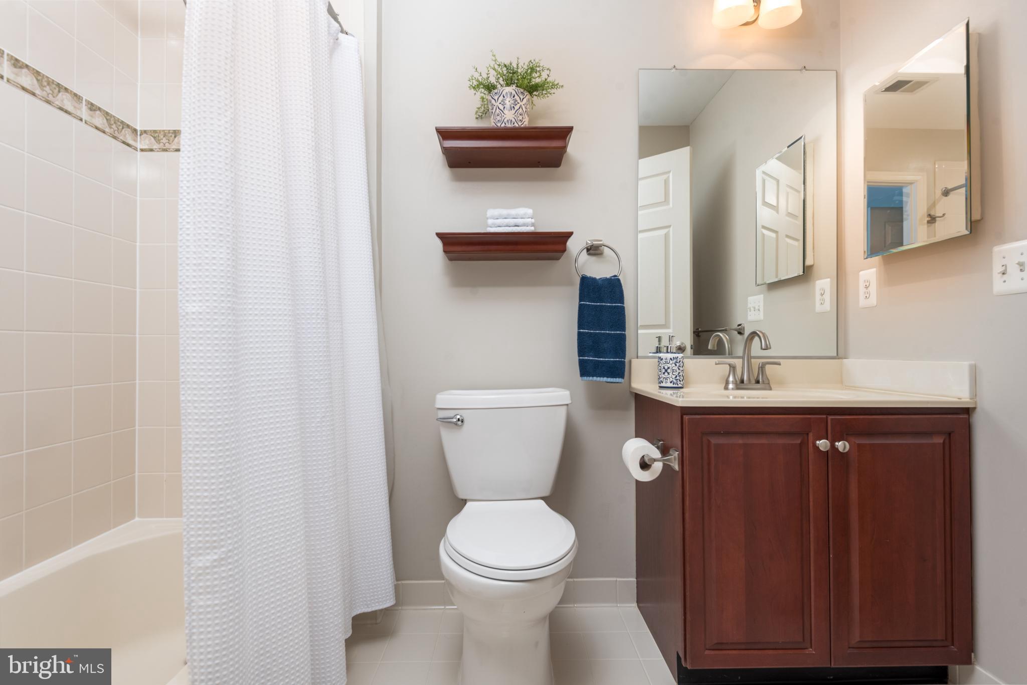 DOMINION VALLEY COUNTRY CLUB - Residential