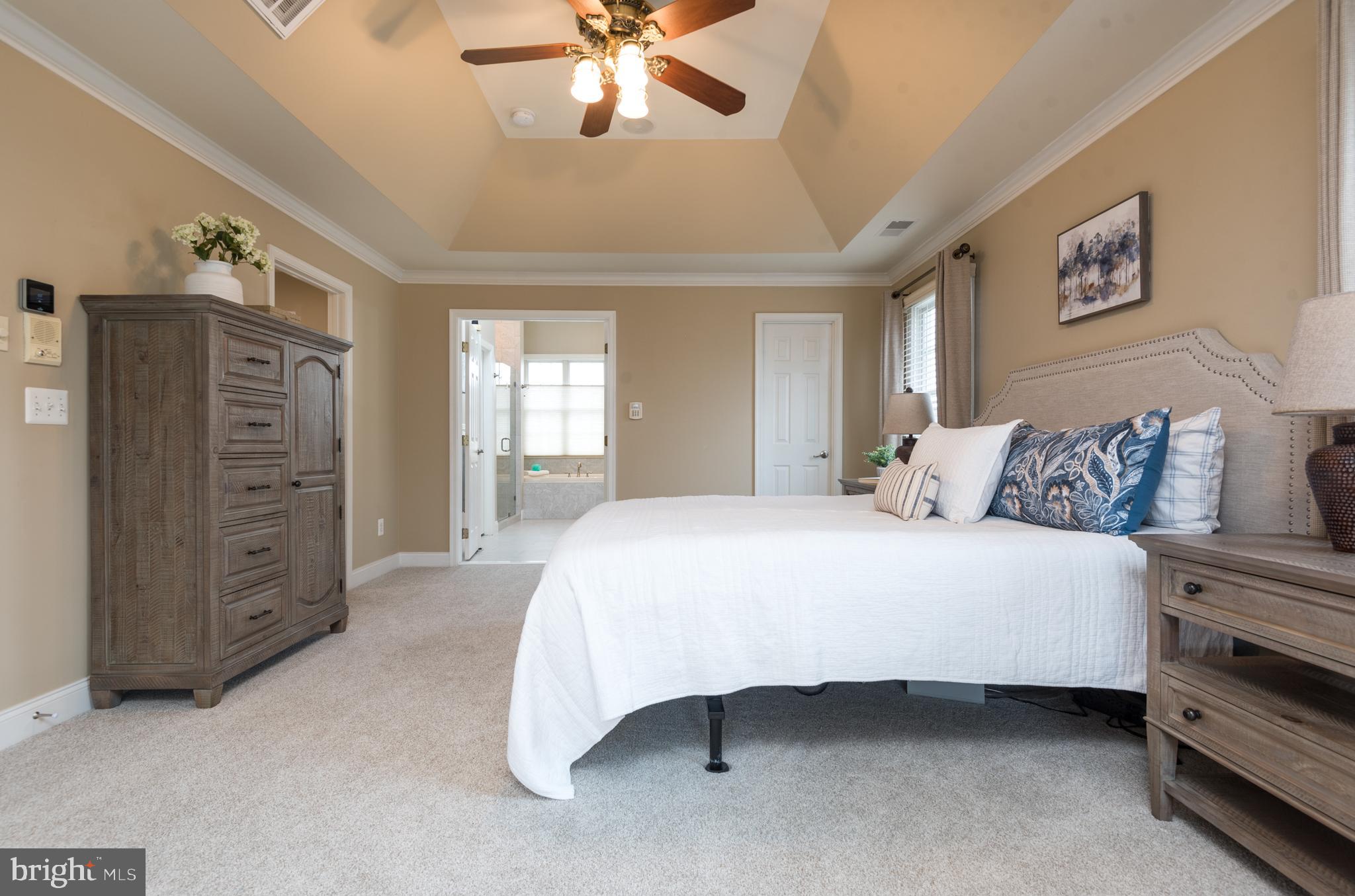 DOMINION VALLEY COUNTRY CLUB - Residential