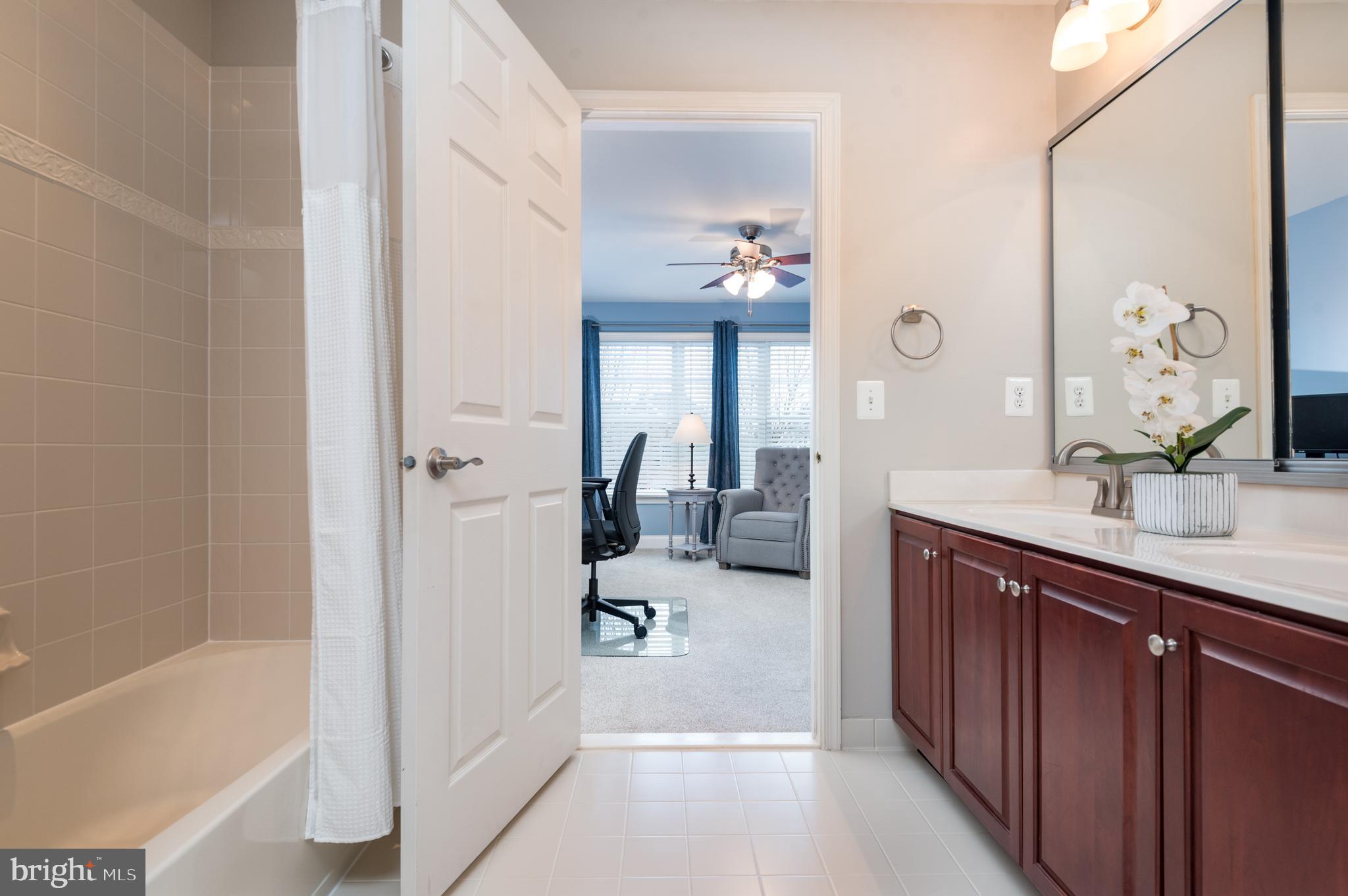 DOMINION VALLEY COUNTRY CLUB - Residential