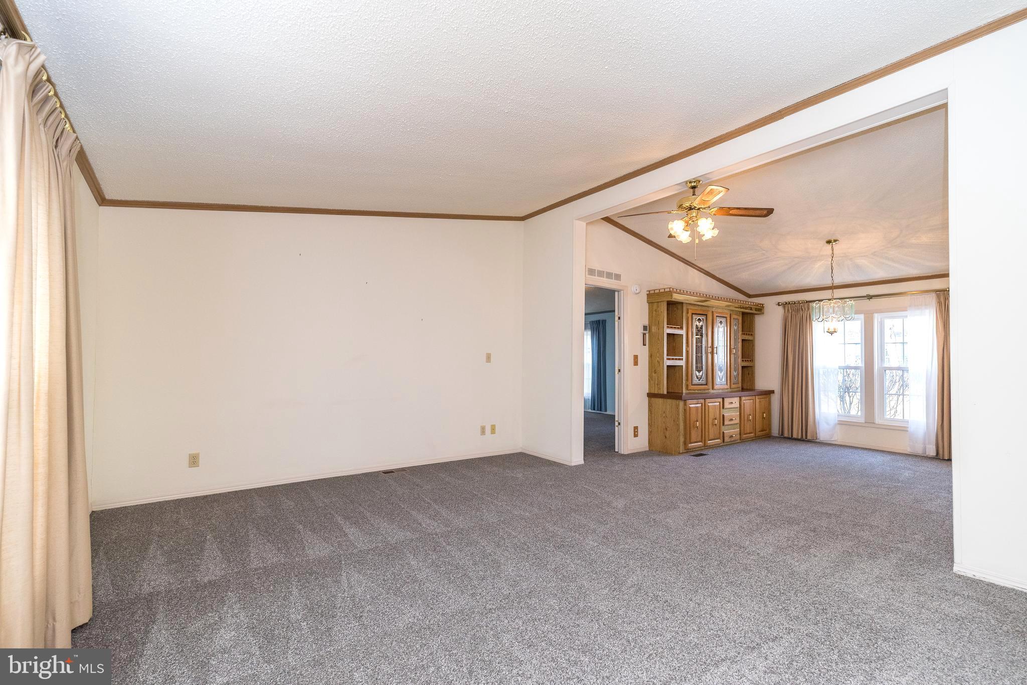 HIDDEN SPRINGS - Residential