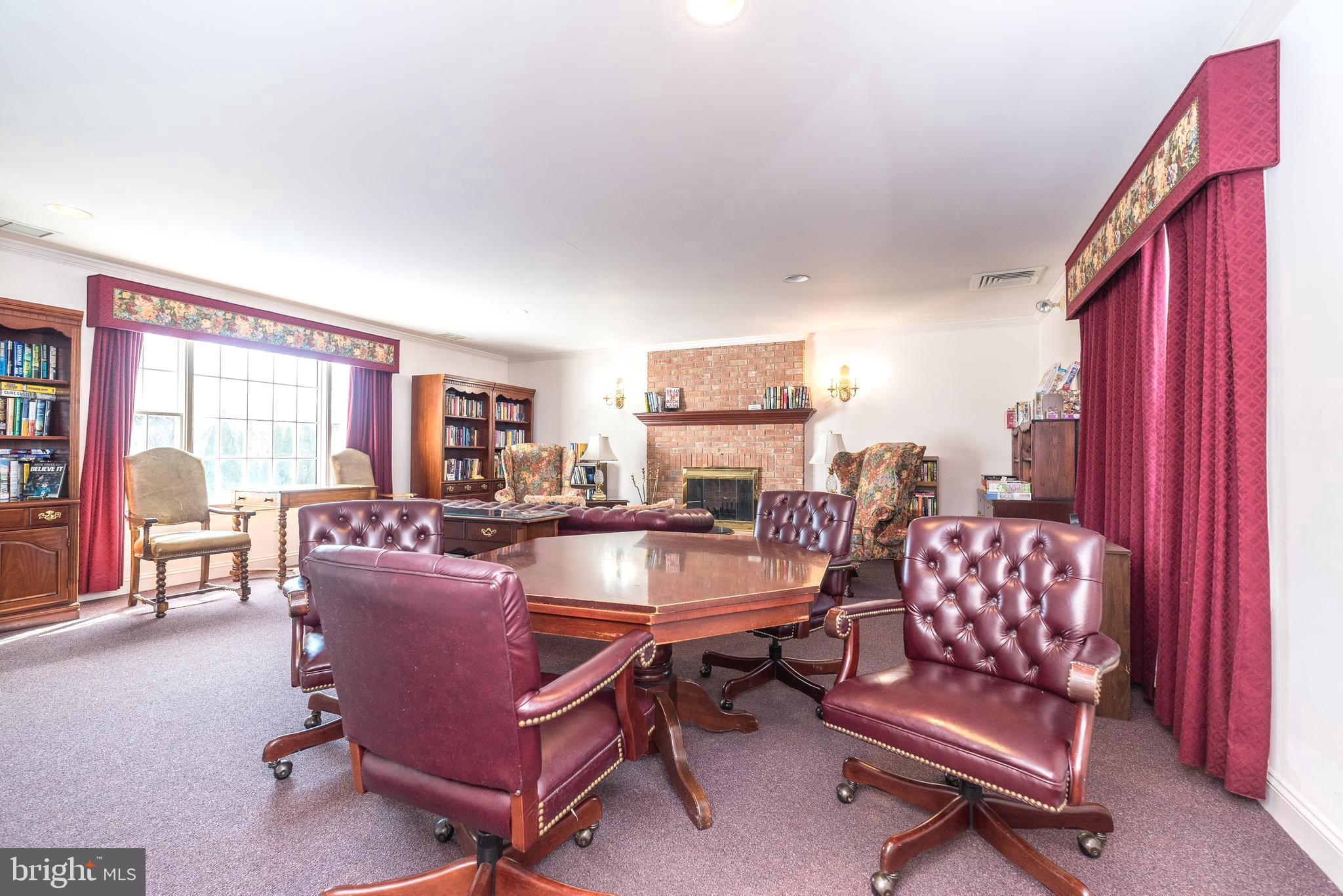 HIDDEN SPRINGS - Residential