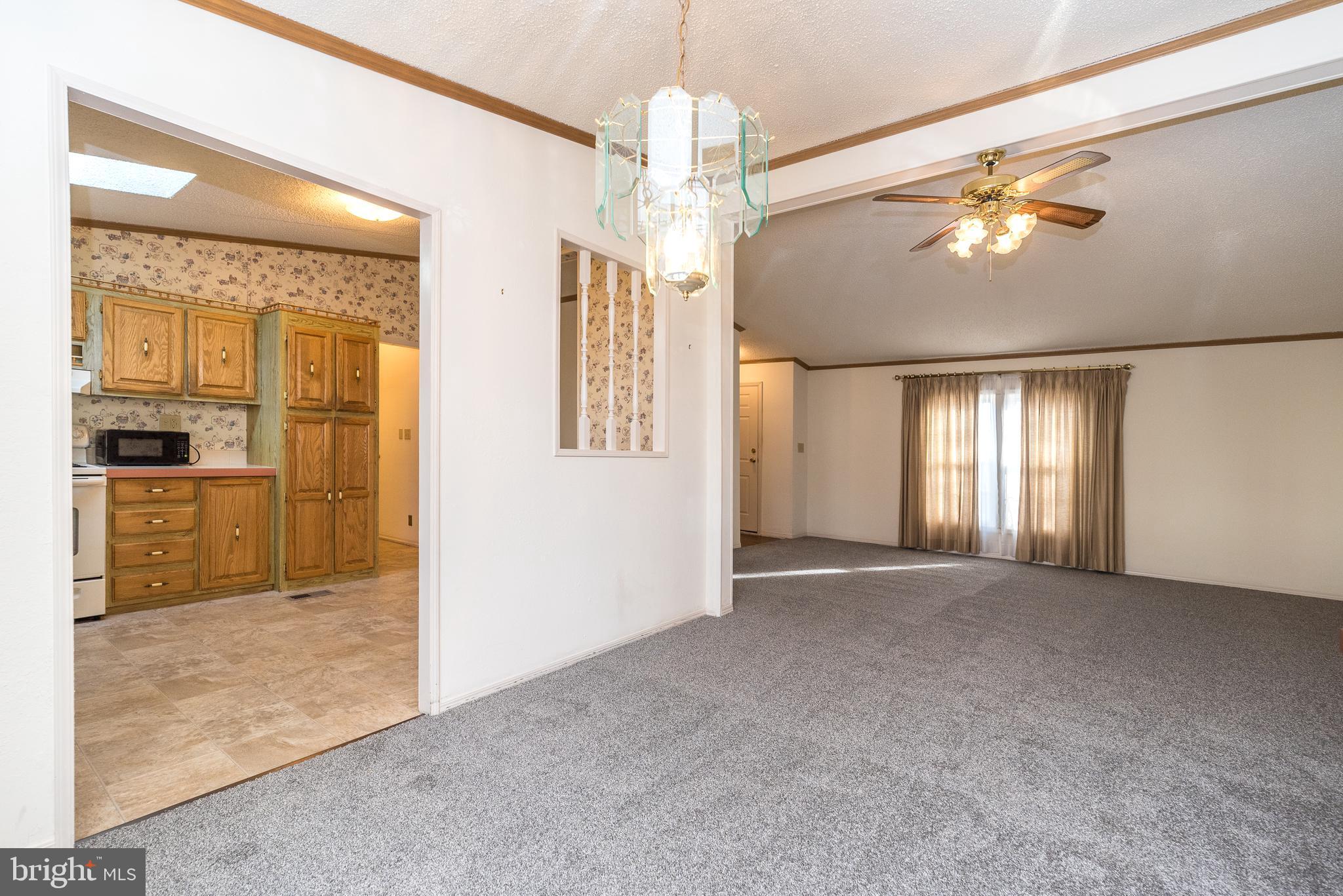 HIDDEN SPRINGS - Residential