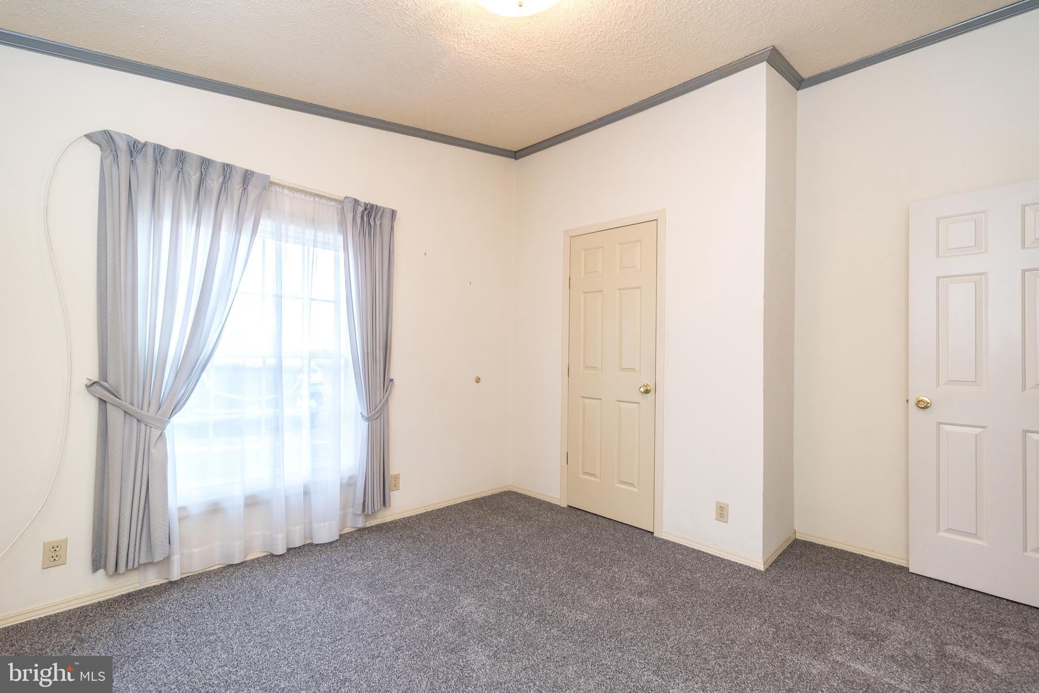 HIDDEN SPRINGS - Residential