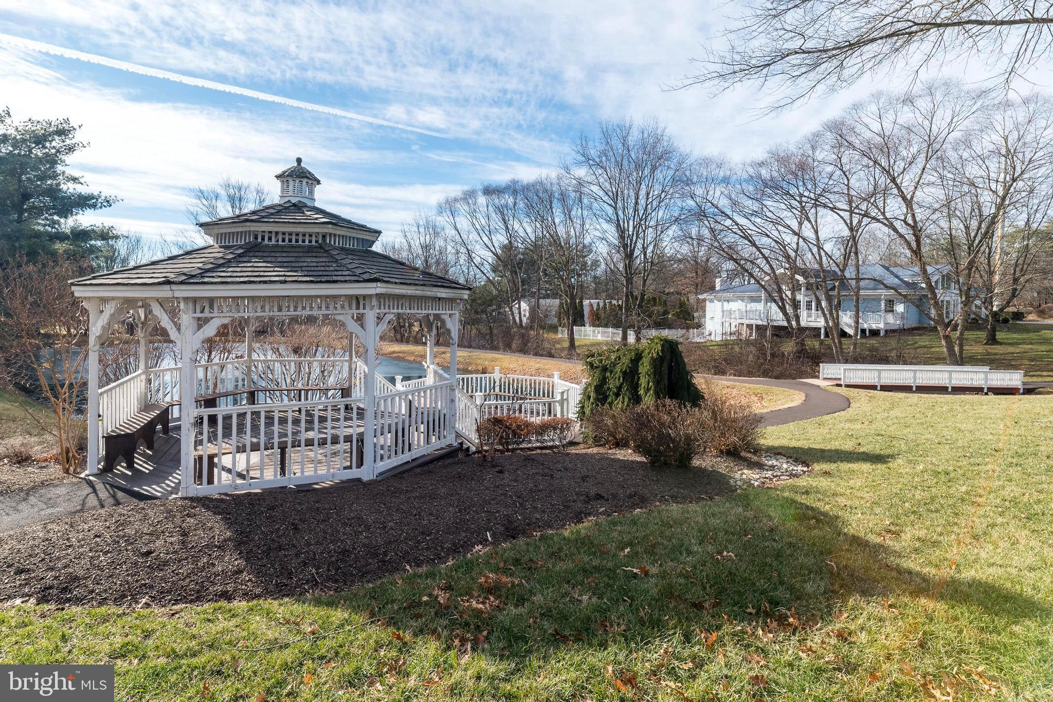 HIDDEN SPRINGS - Residential