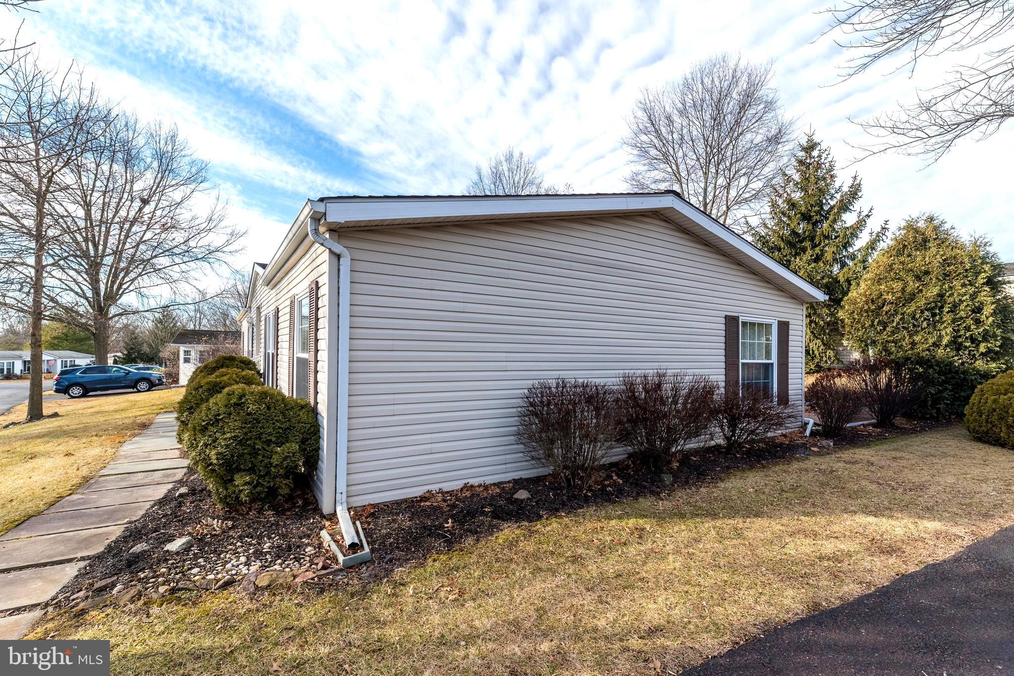 HIDDEN SPRINGS - Residential