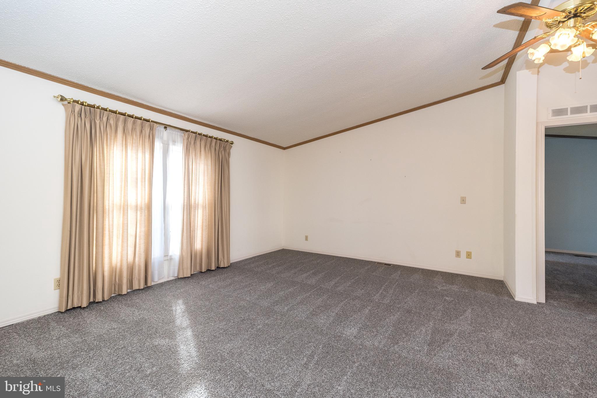 HIDDEN SPRINGS - Residential