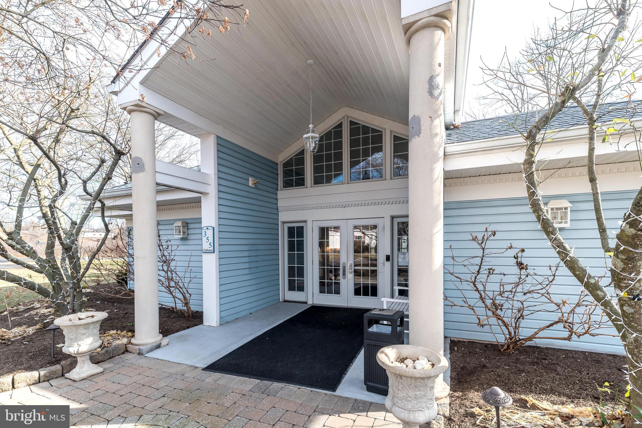 HIDDEN SPRINGS - Residential