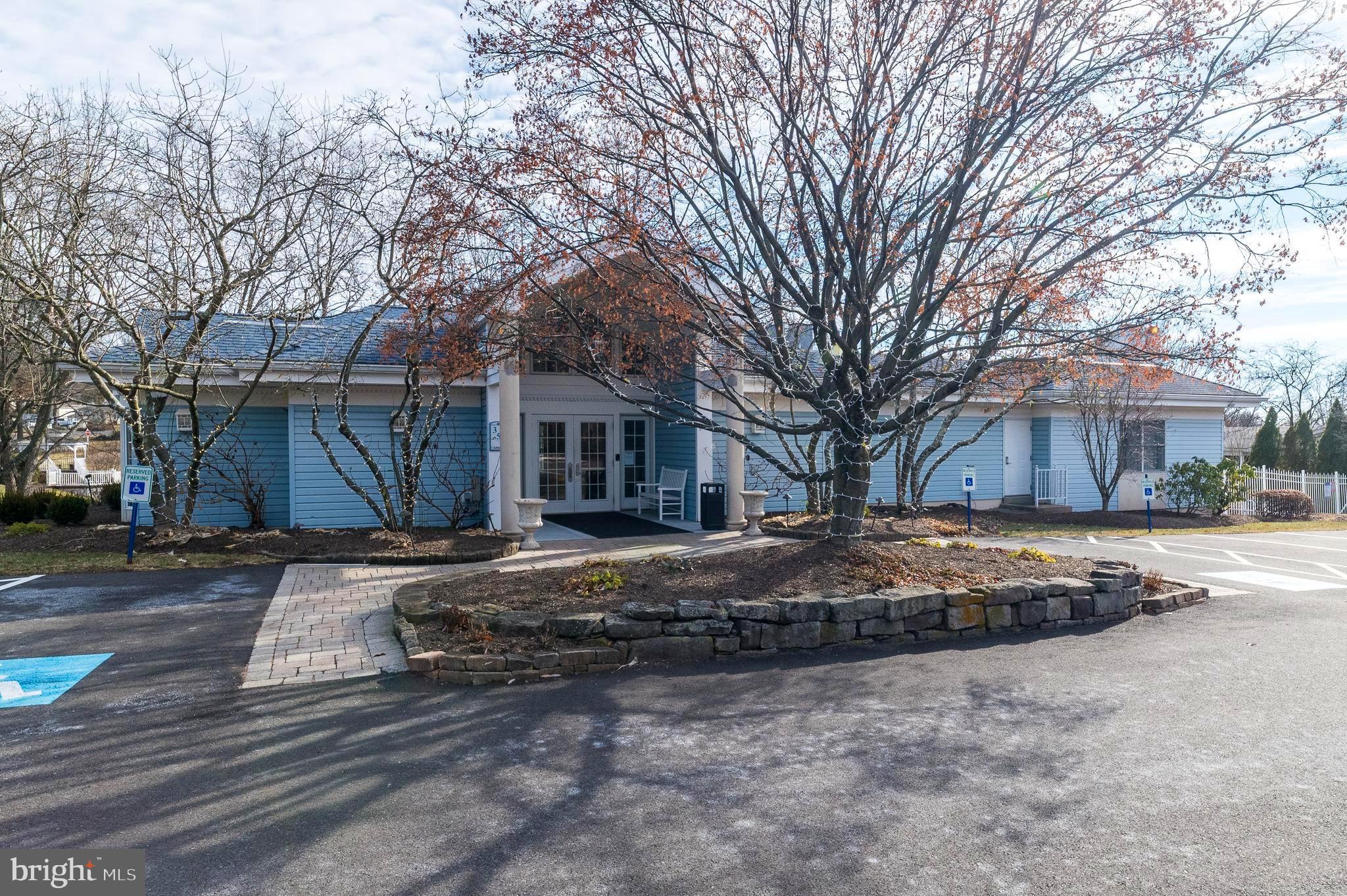 HIDDEN SPRINGS - Residential