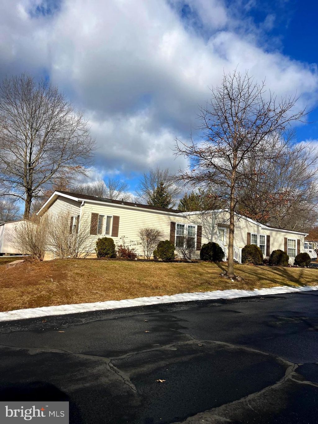 Photo of 13 Asheton Lane, SOUDERTON, PA 18964 (MLS # PAMC2165164)