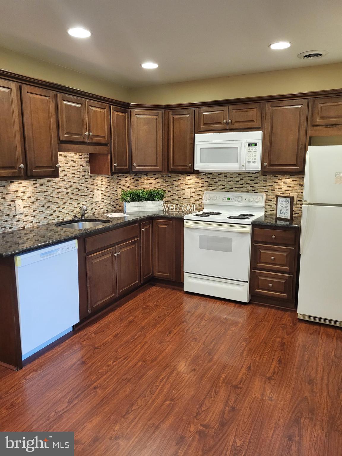 WESTFIELDS - Residential