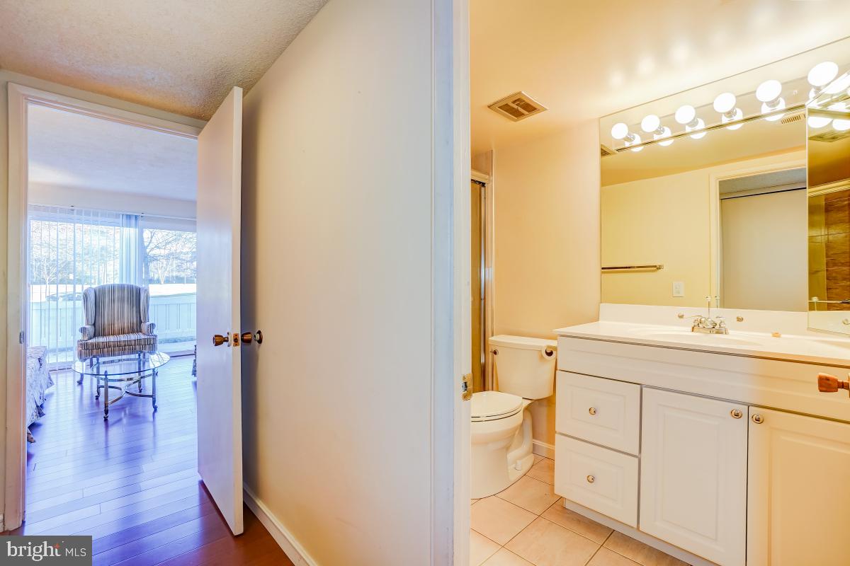 LEISURE WORLD - Residential