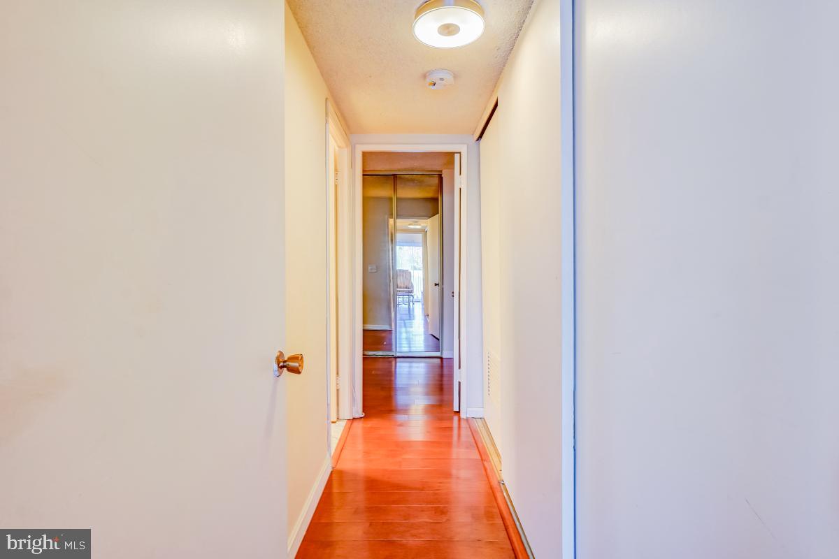 LEISURE WORLD - Residential