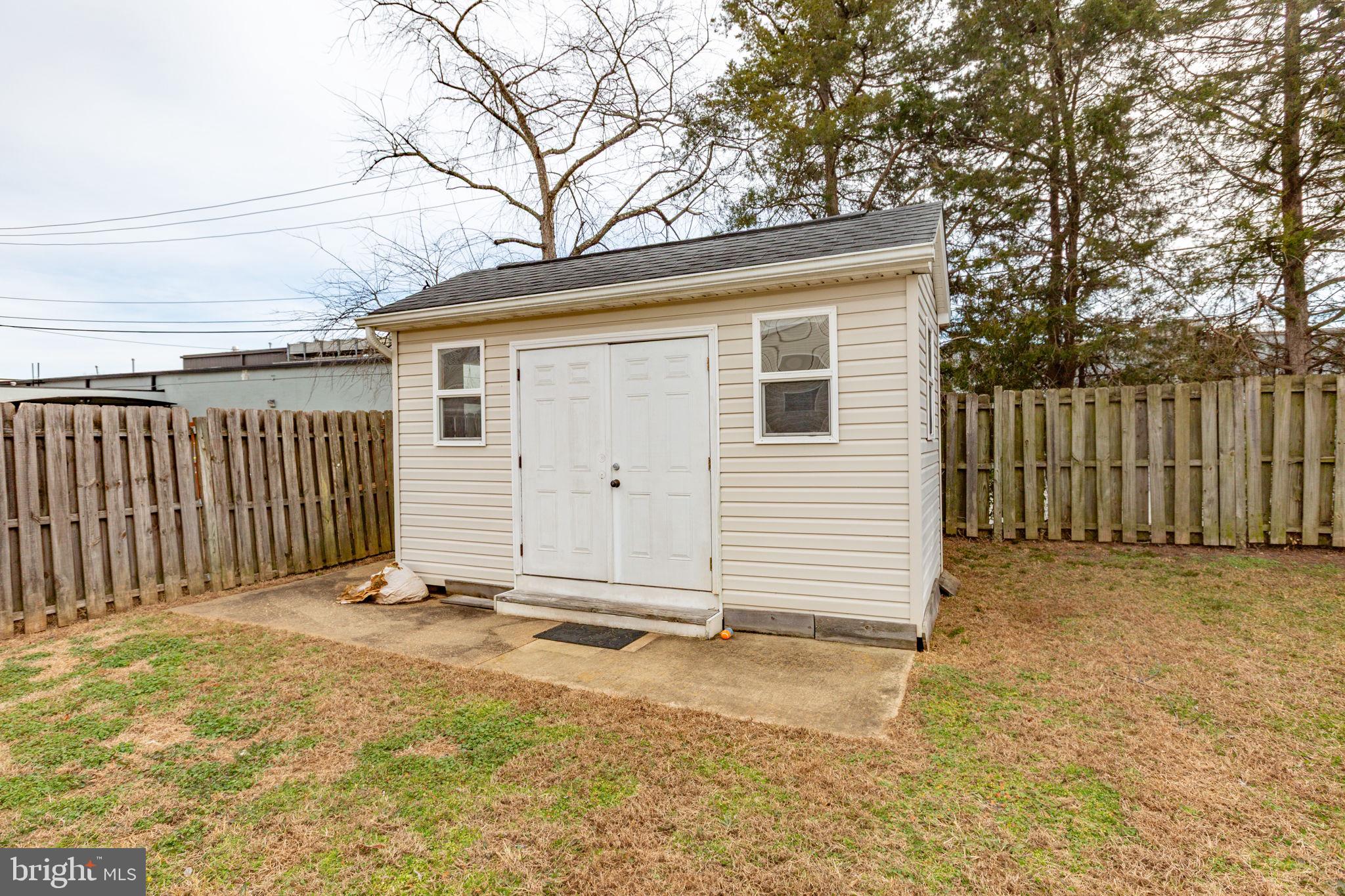 NORMANDY VILLAGE - Residential