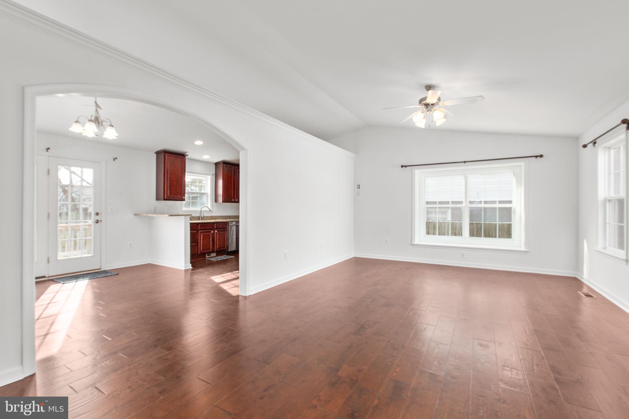 NORMANDY VILLAGE - Residential