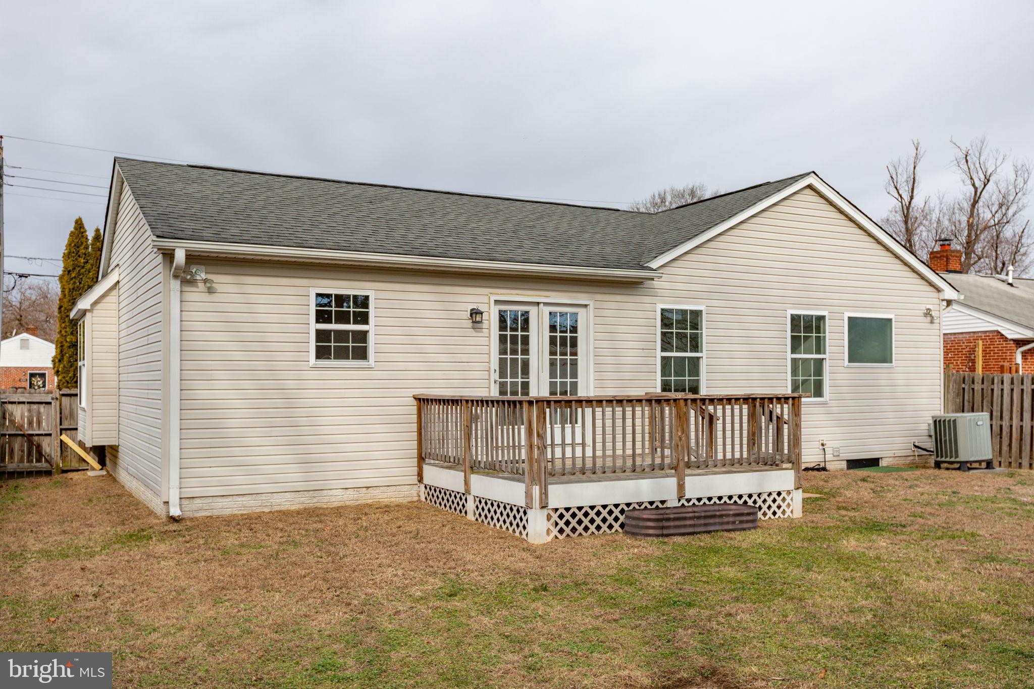 NORMANDY VILLAGE - Residential