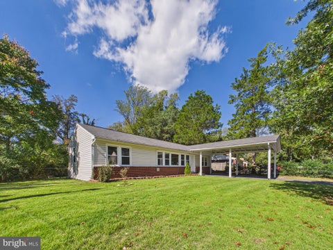 Homes For Sale - 8317 Schultz Road<br/> CLINTON, MD 20735