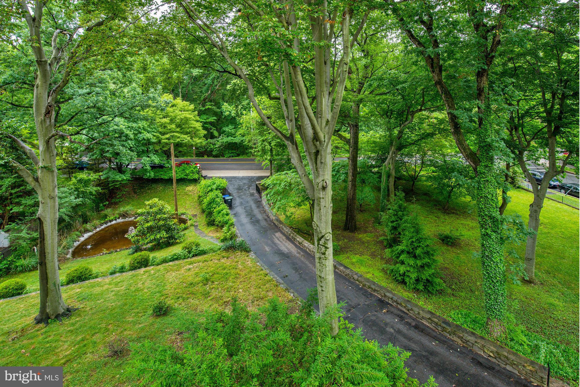 FOREST HILLS - Residential