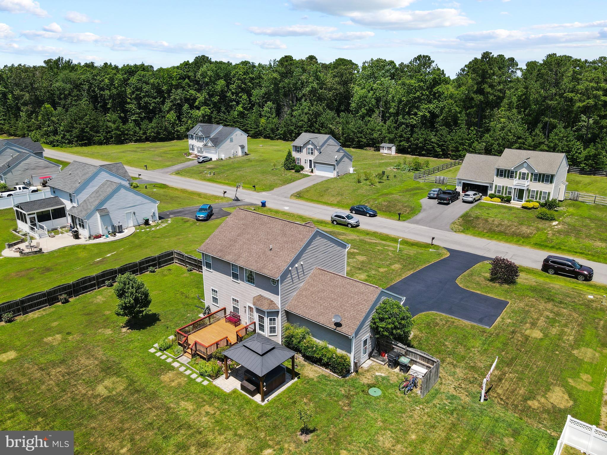 WESTBURY - Residential