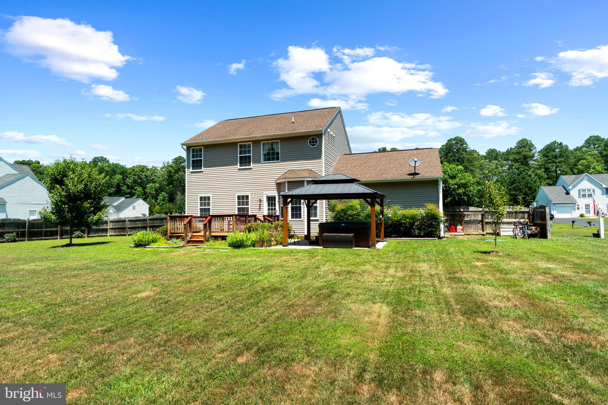 WESTBURY - Residential