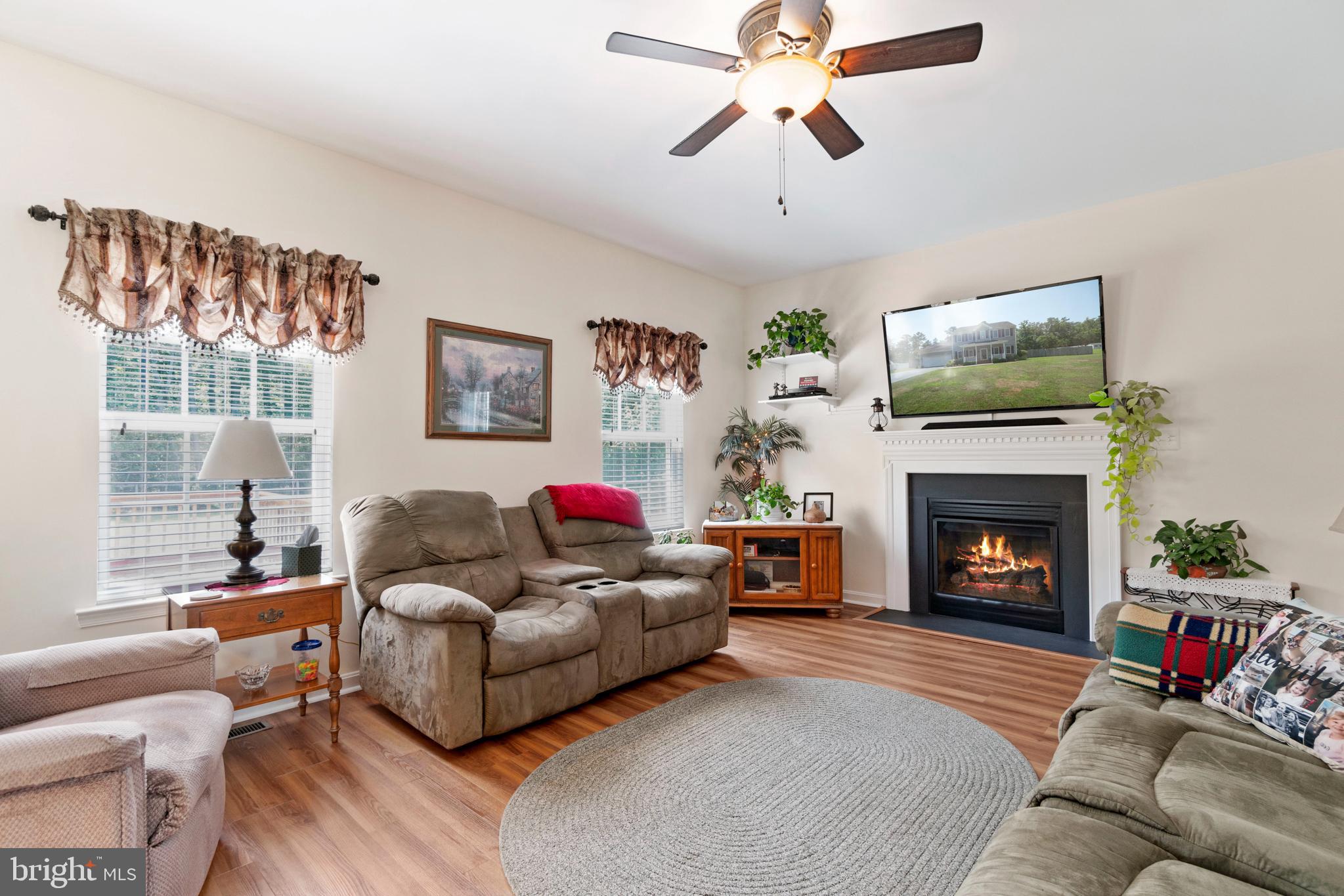 WESTBURY - Residential