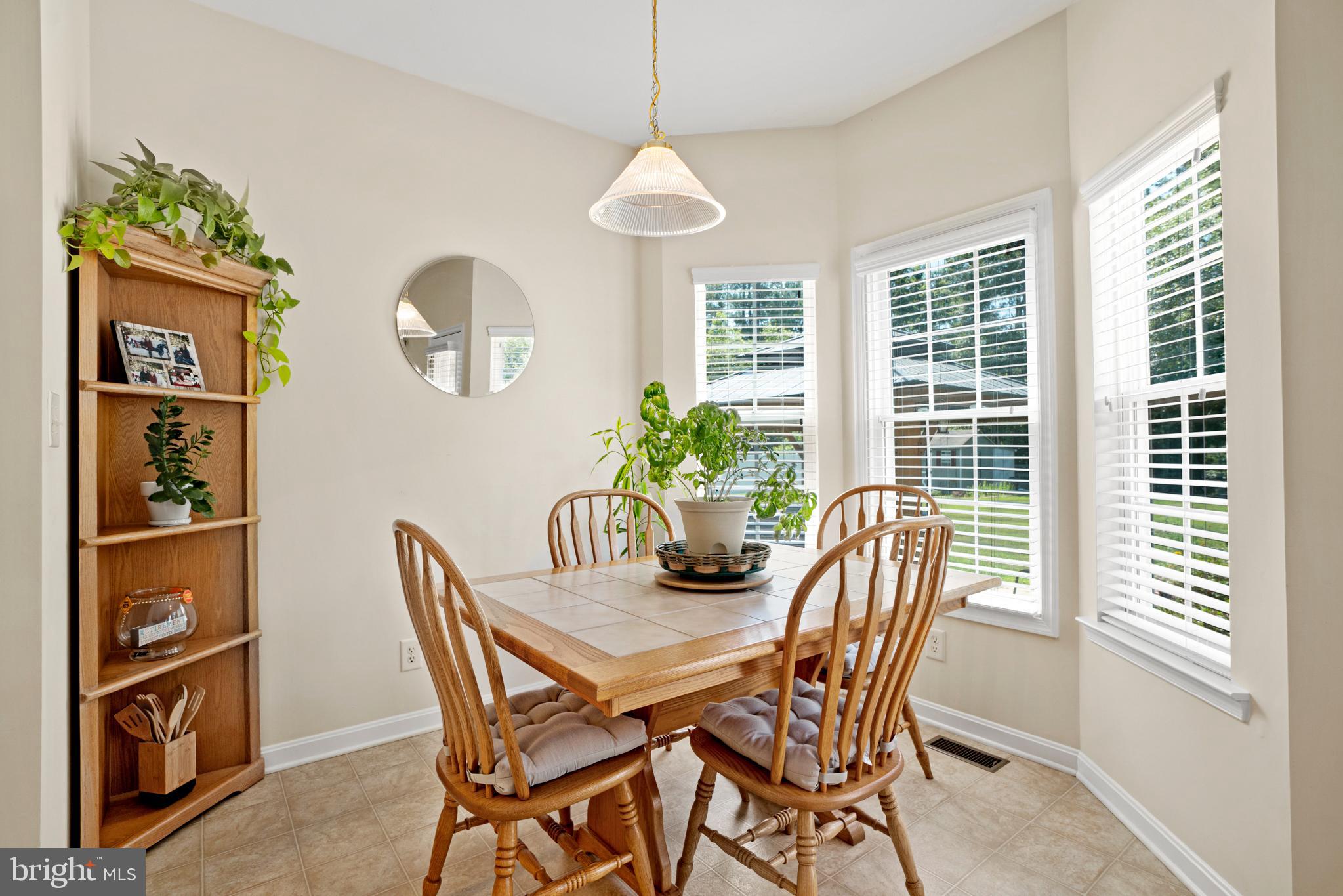 WESTBURY - Residential