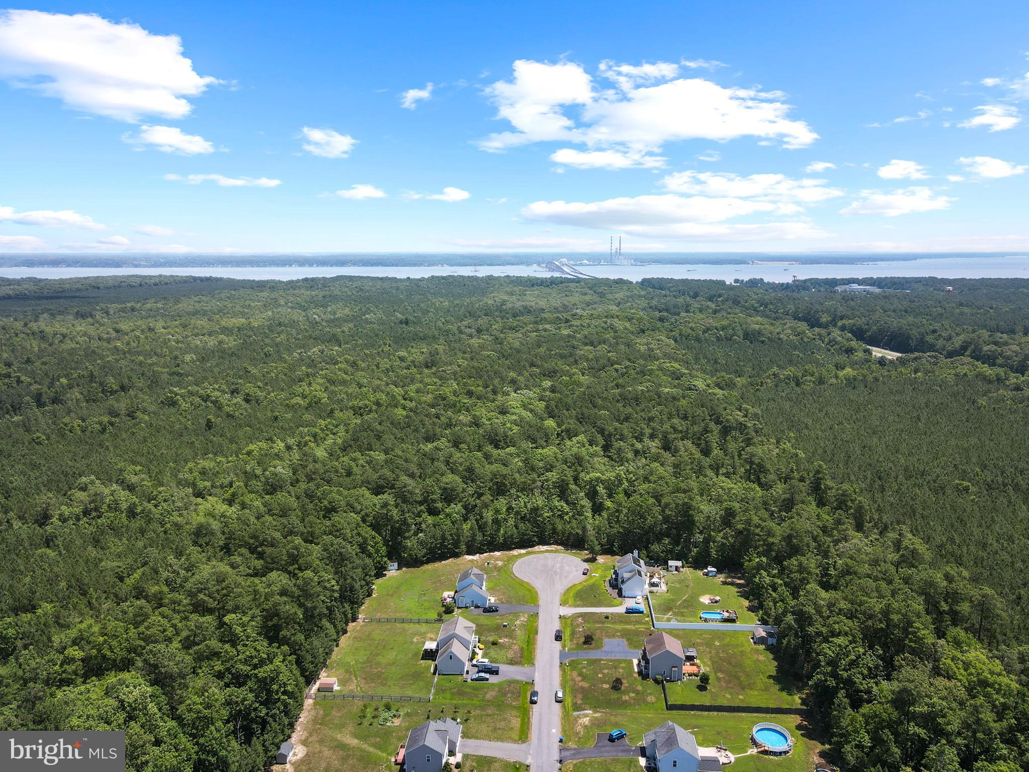 WESTBURY - Residential