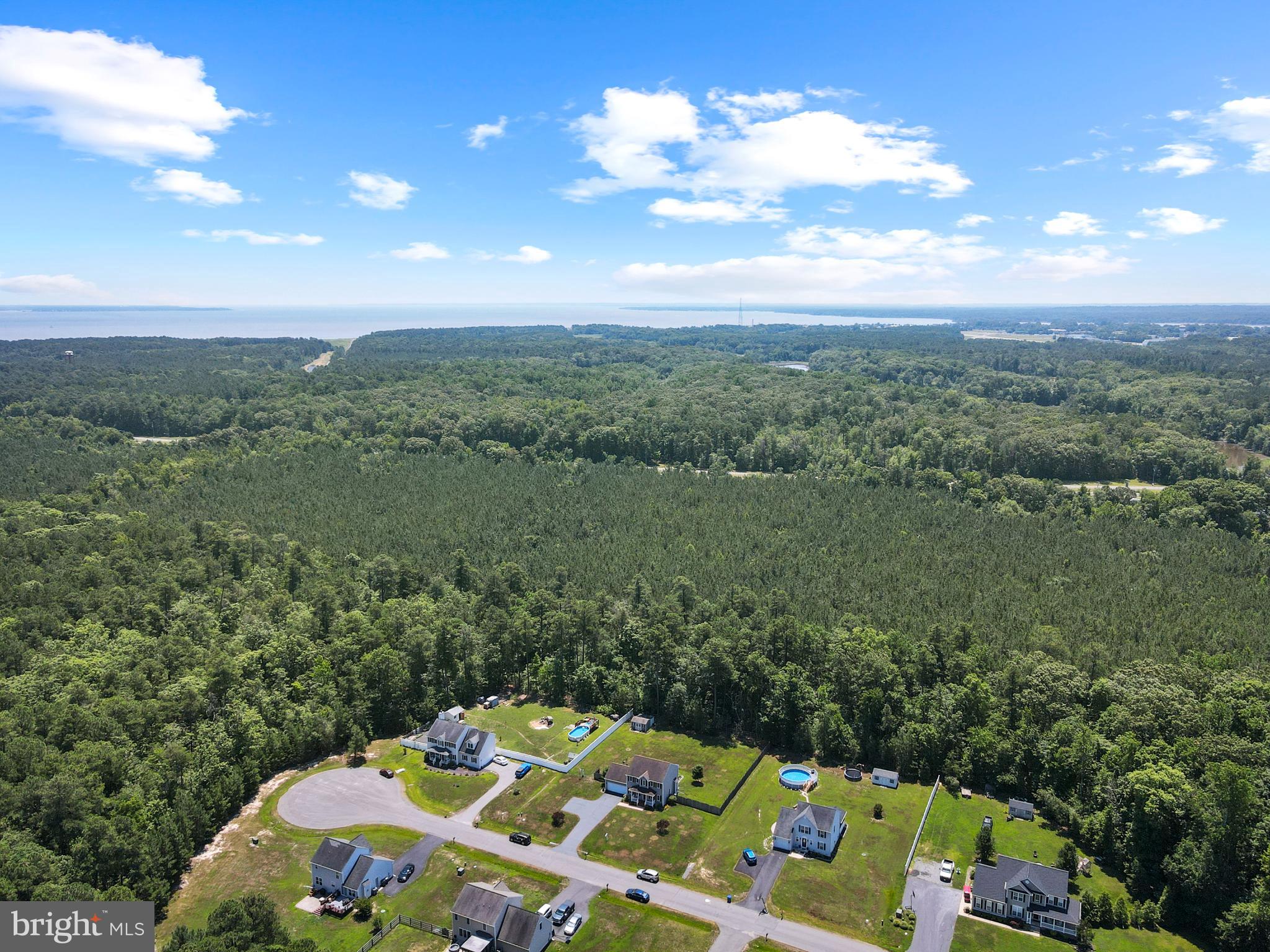 WESTBURY - Residential