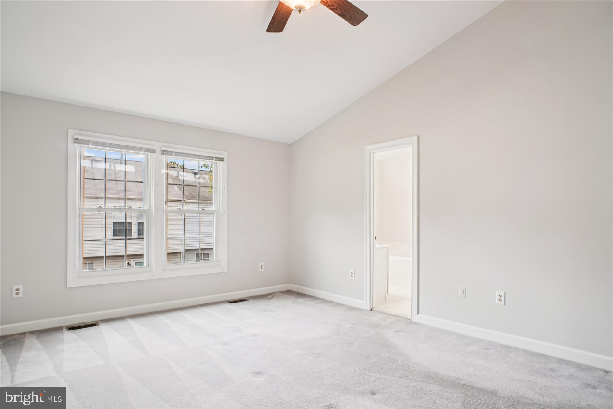 SULLY STATION - Residential