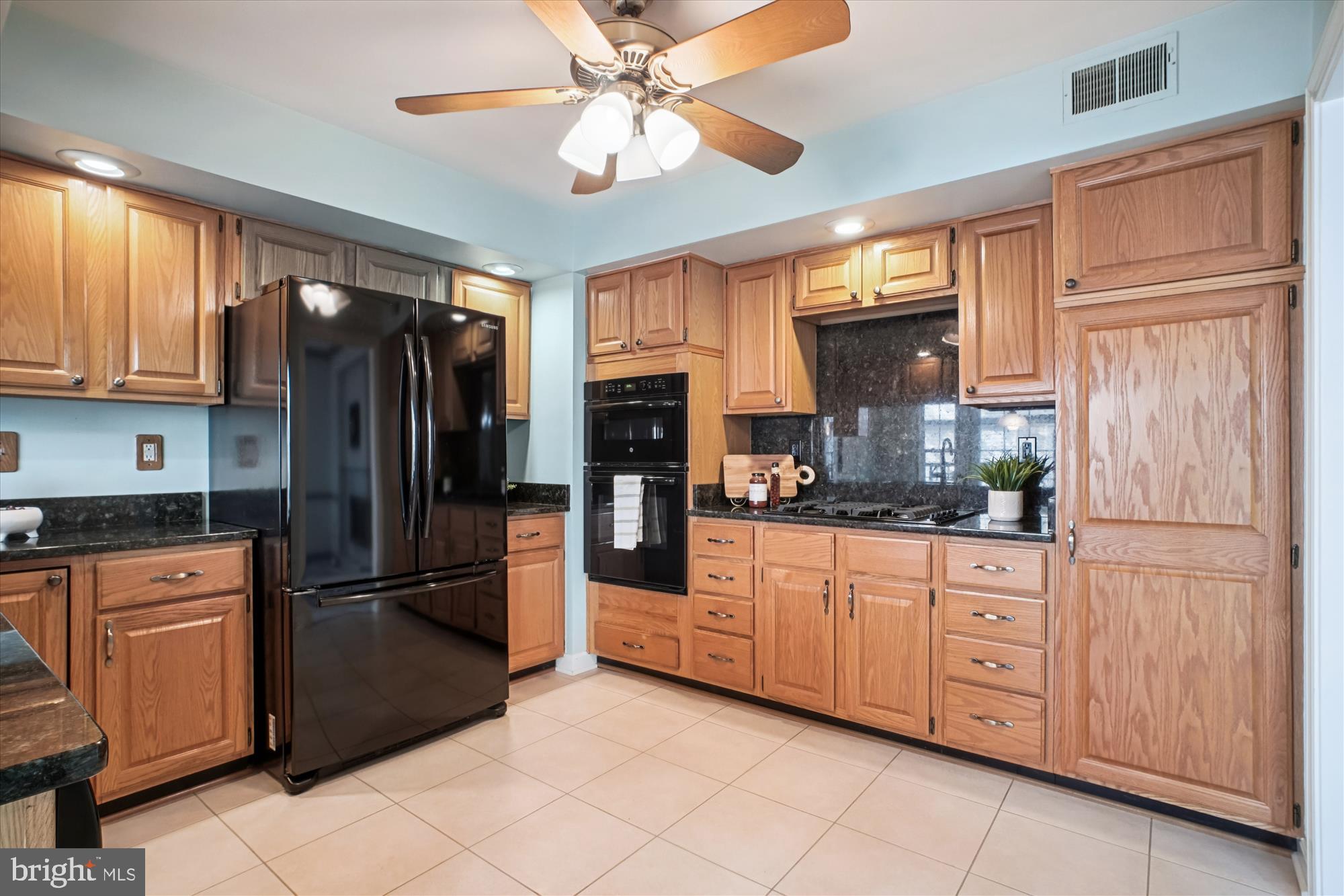 SULLY STATION - Residential