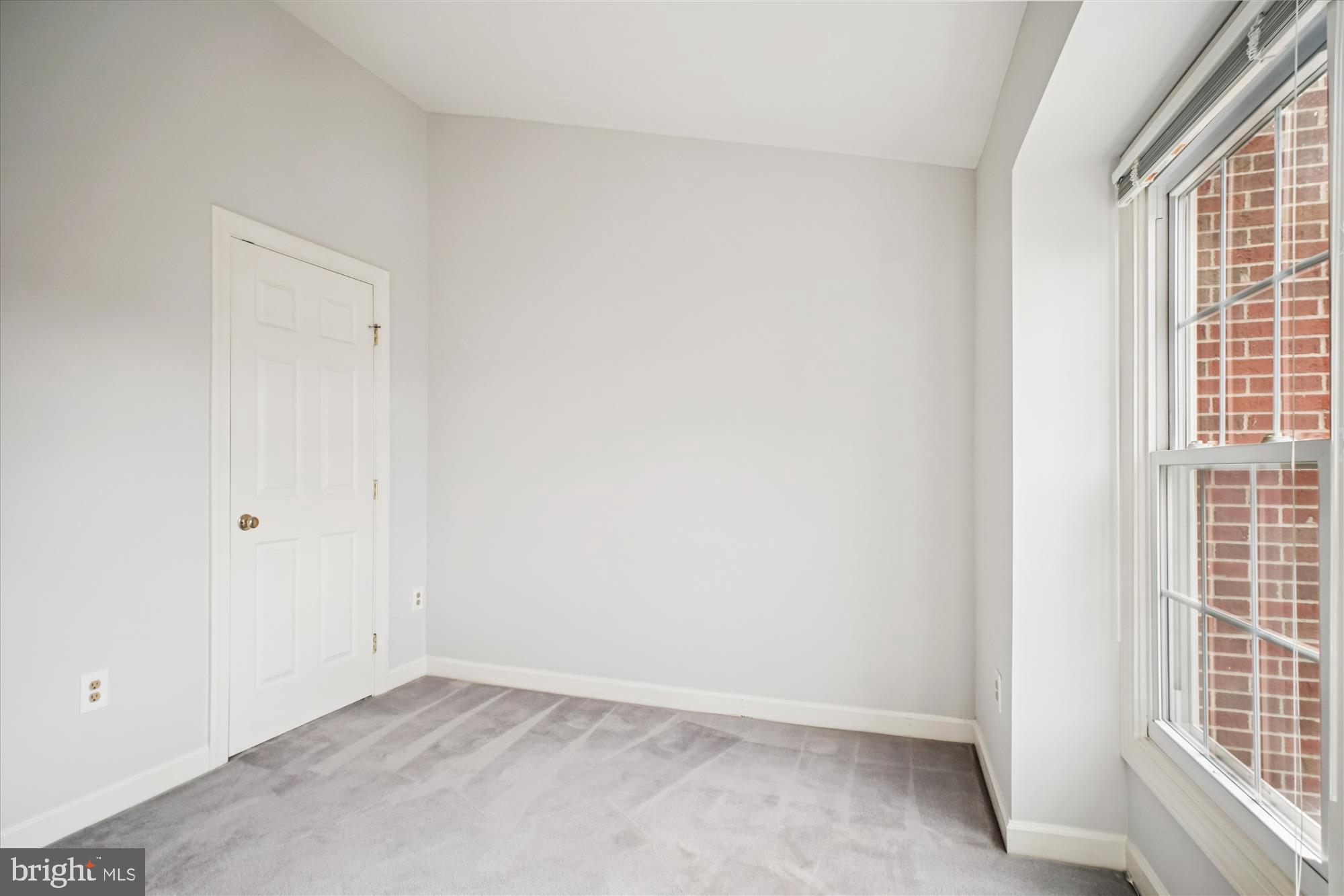 SULLY STATION - Residential