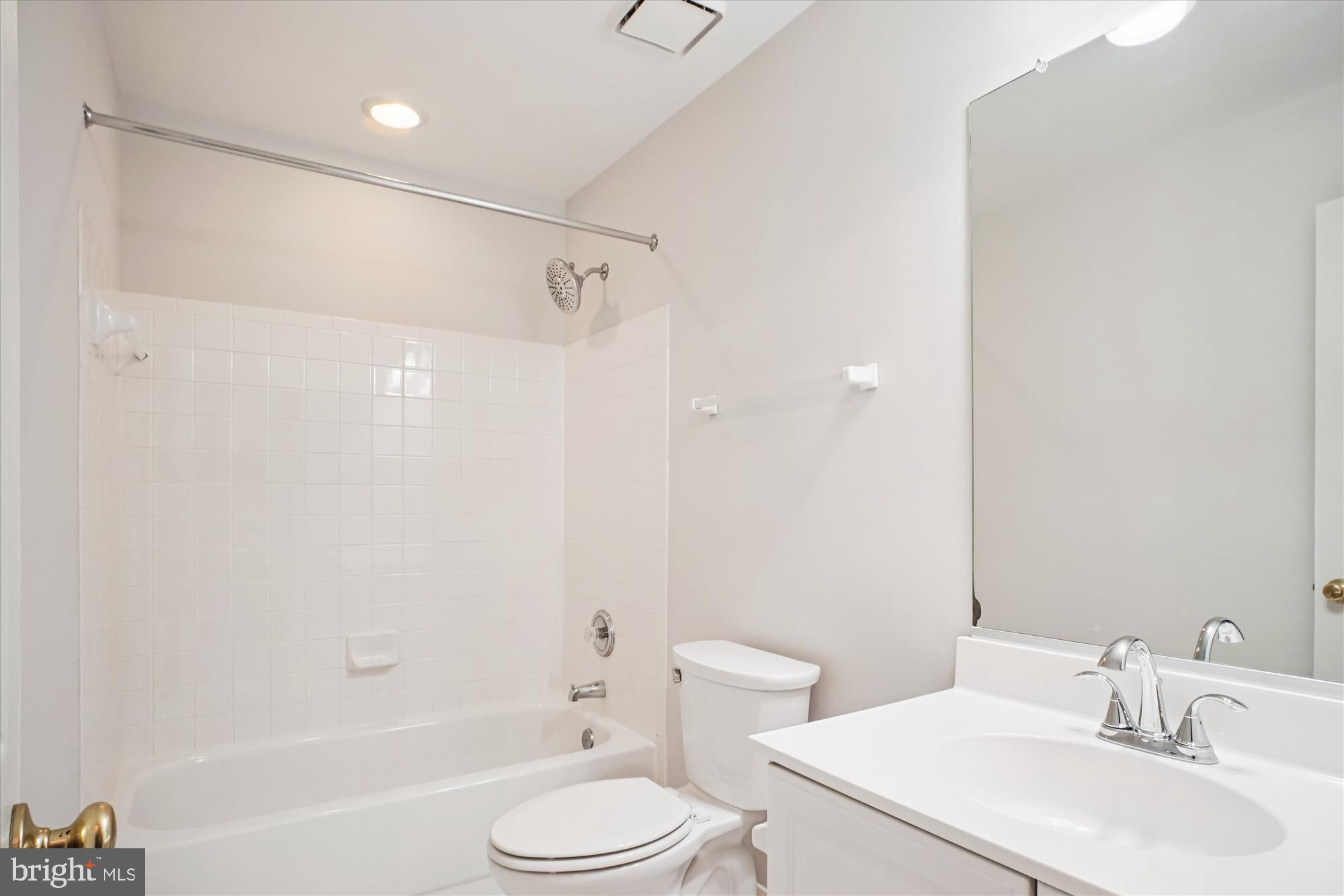 SULLY STATION - Residential