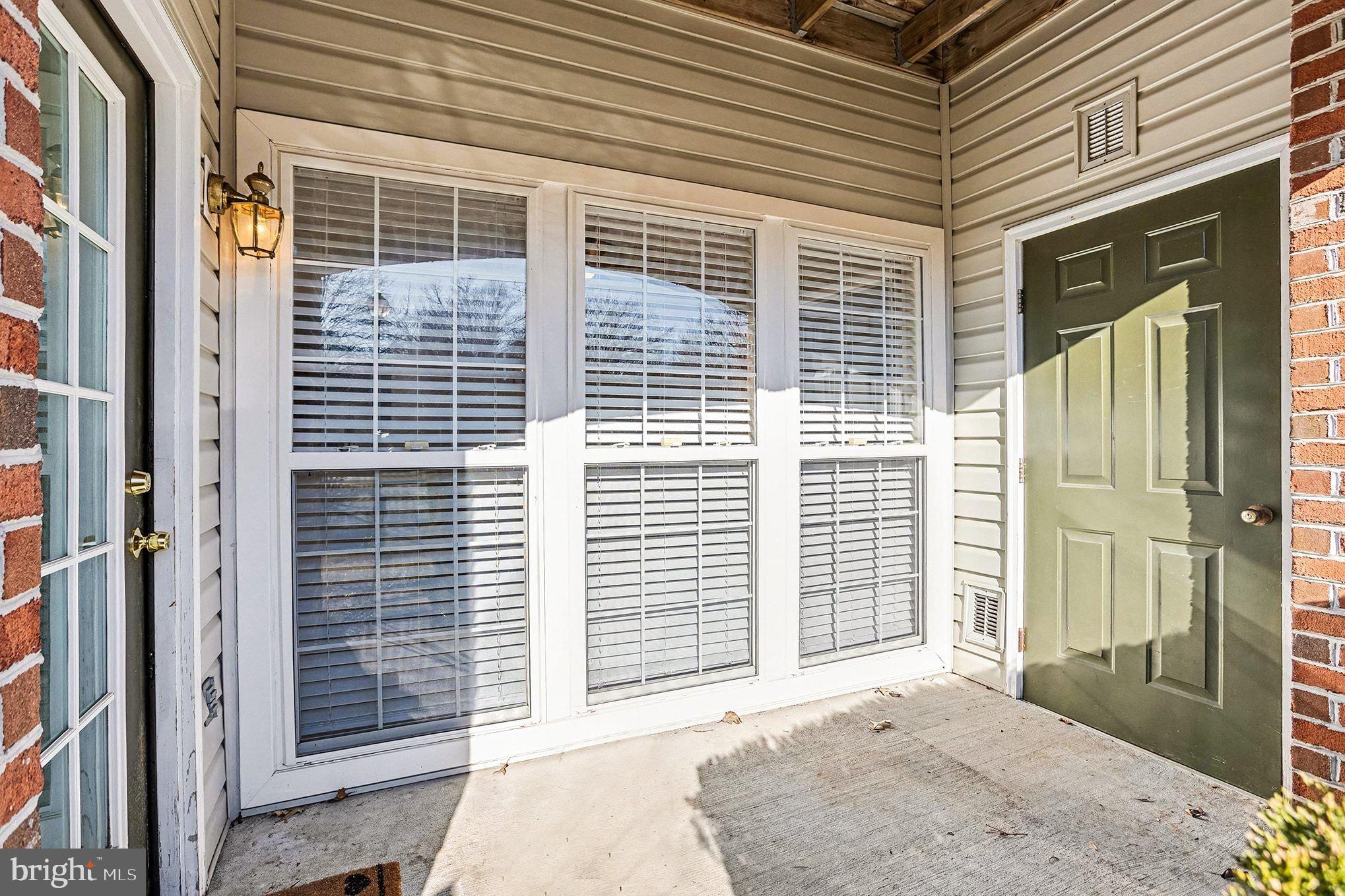 THE COURTYARDS AT POND - Residential