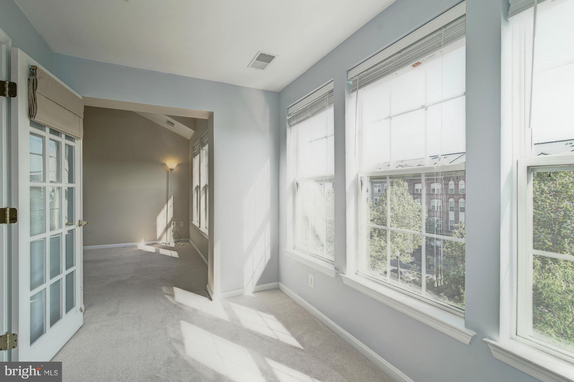 CAMERON STATION - Residential Lease